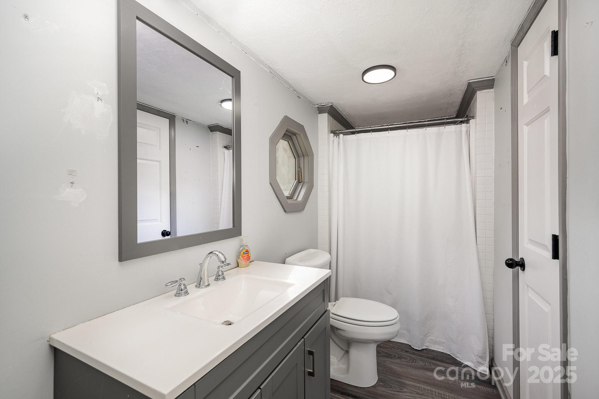 4492 Pebblebrook Circle SW