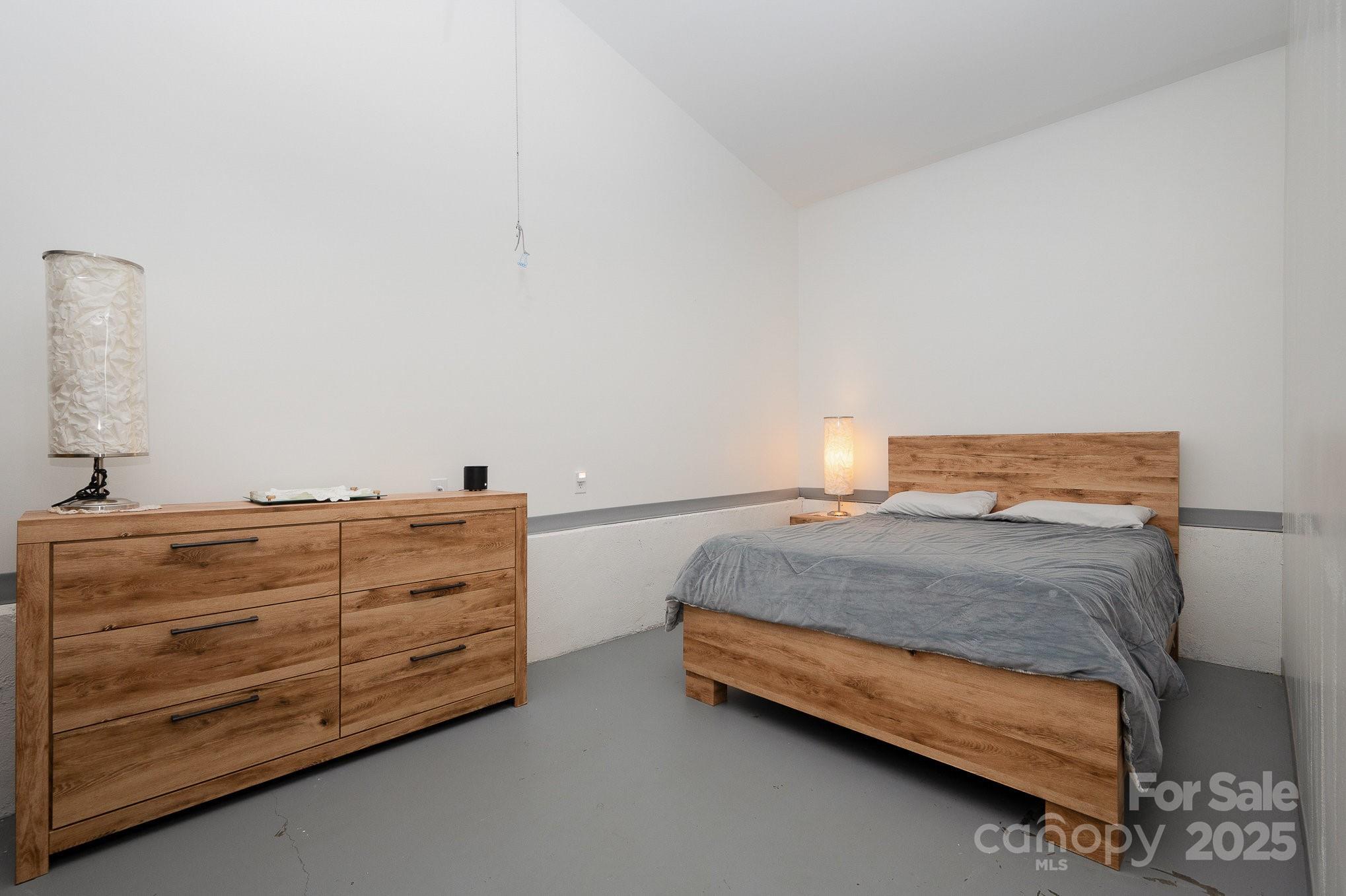 4492 Pebblebrook Circle SW