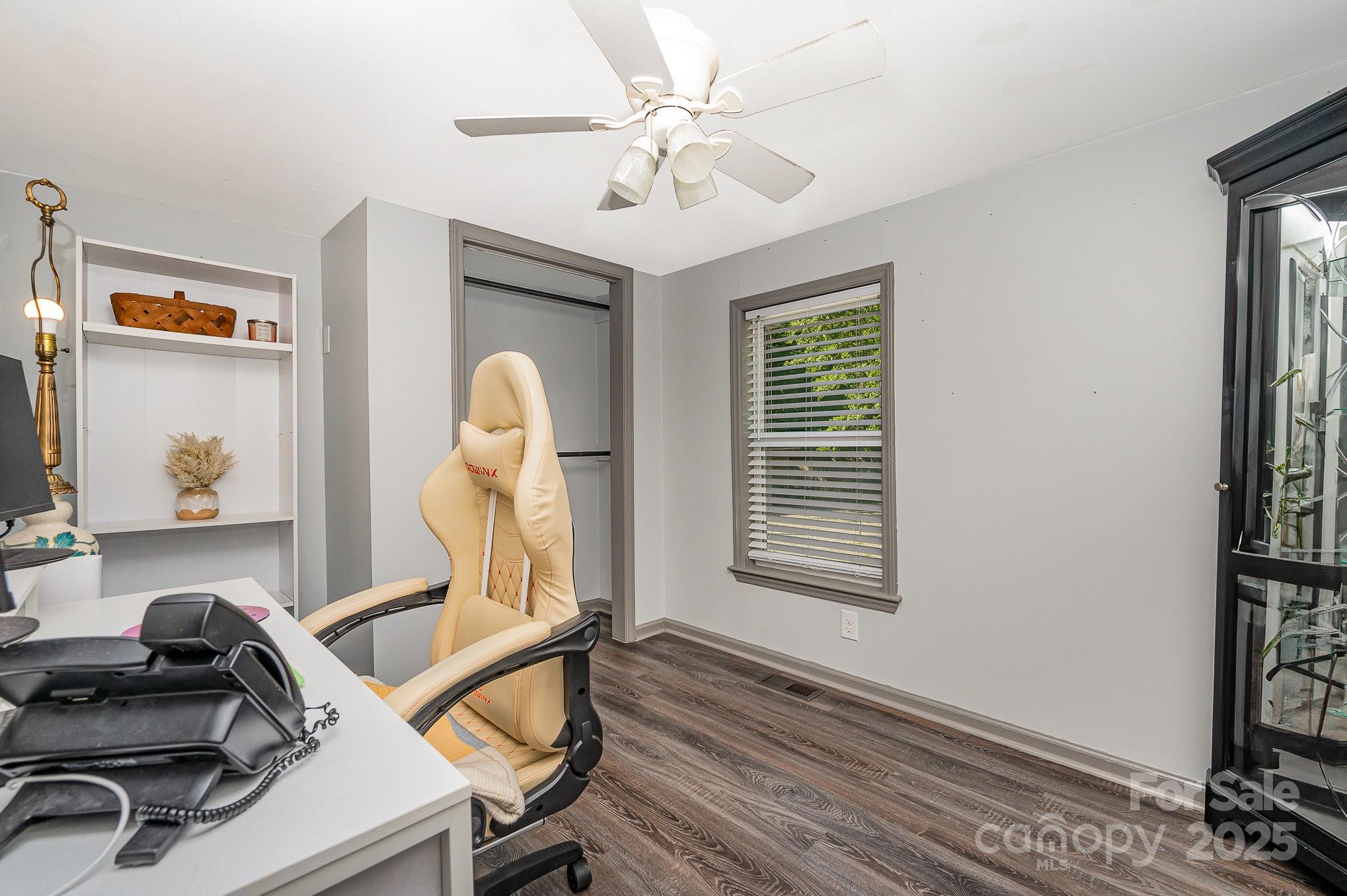 4492 Pebblebrook Circle SW