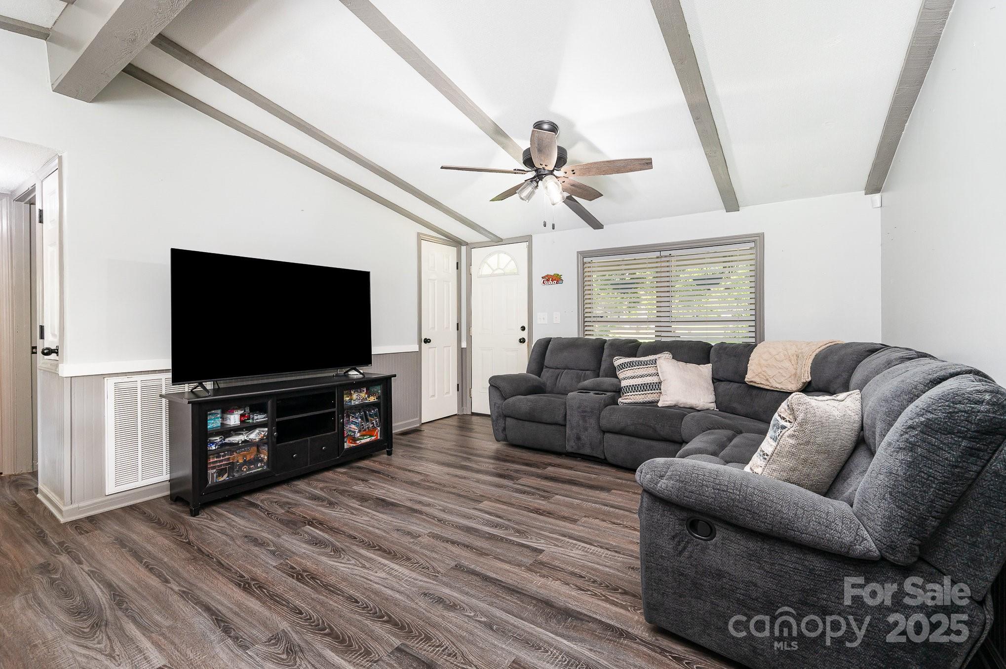 4492 Pebblebrook Circle SW