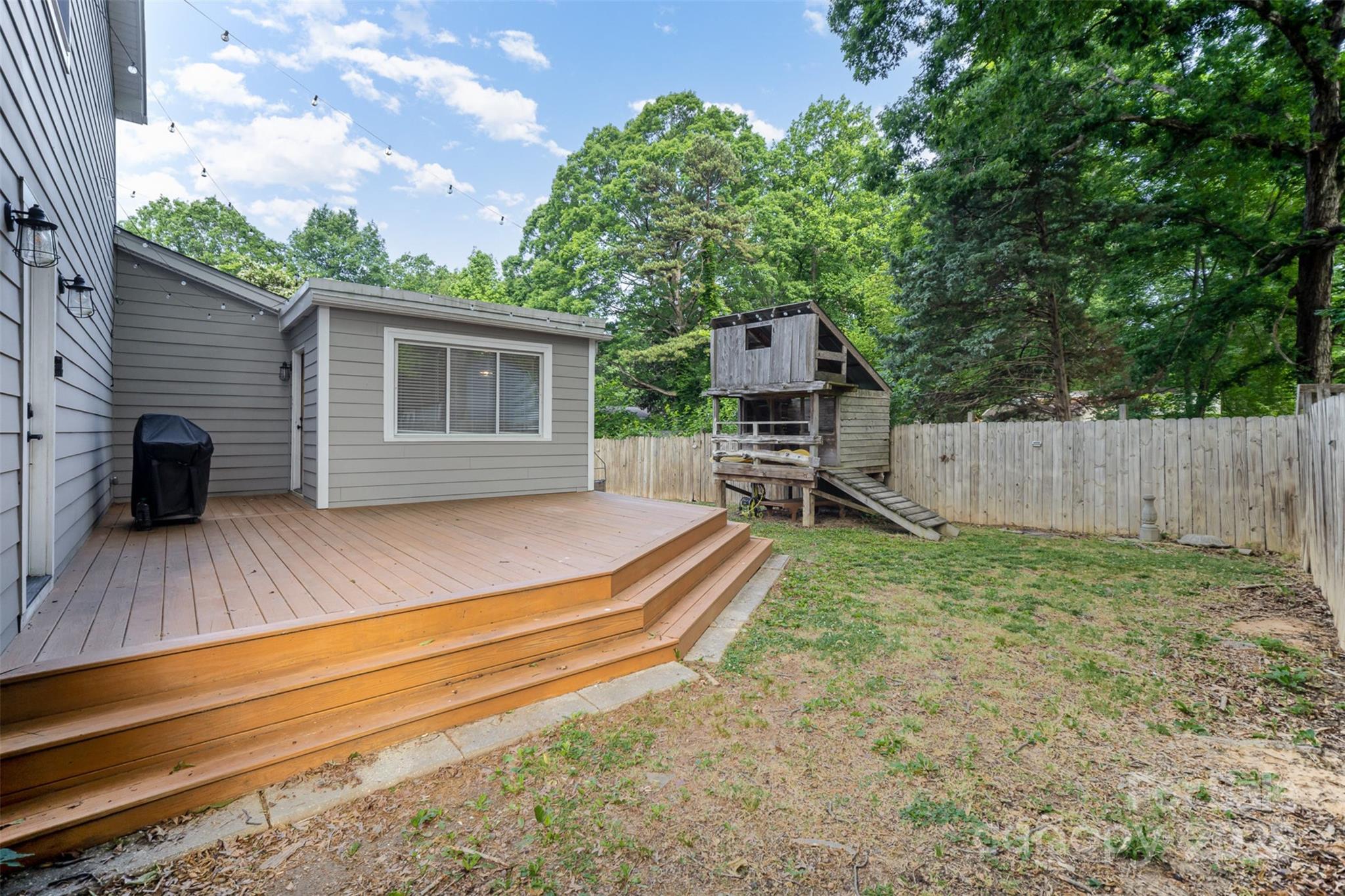 5421 Princess Street