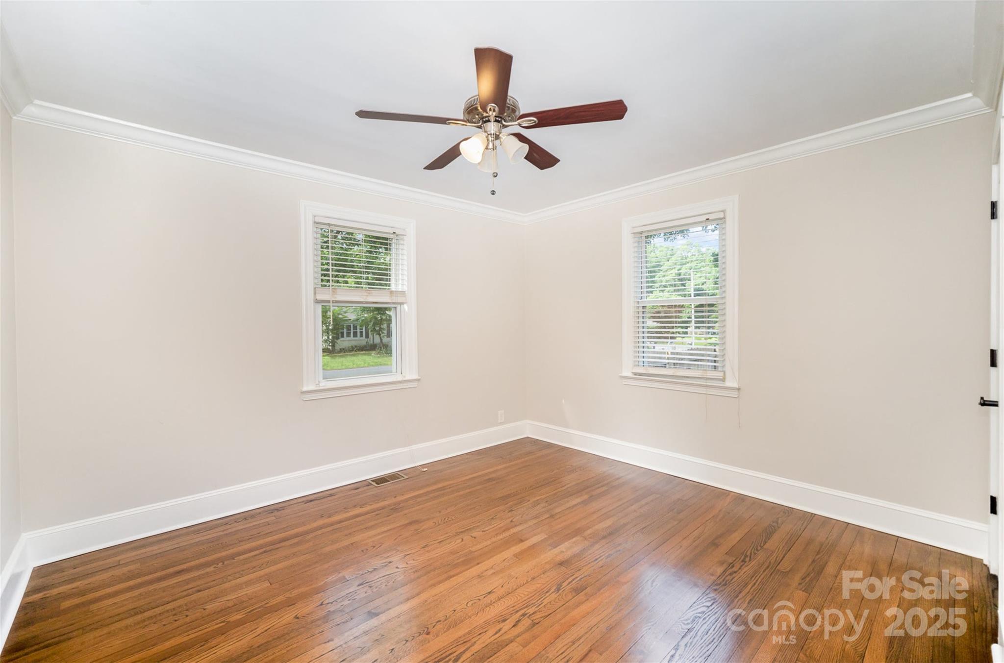 5421 Princess Street