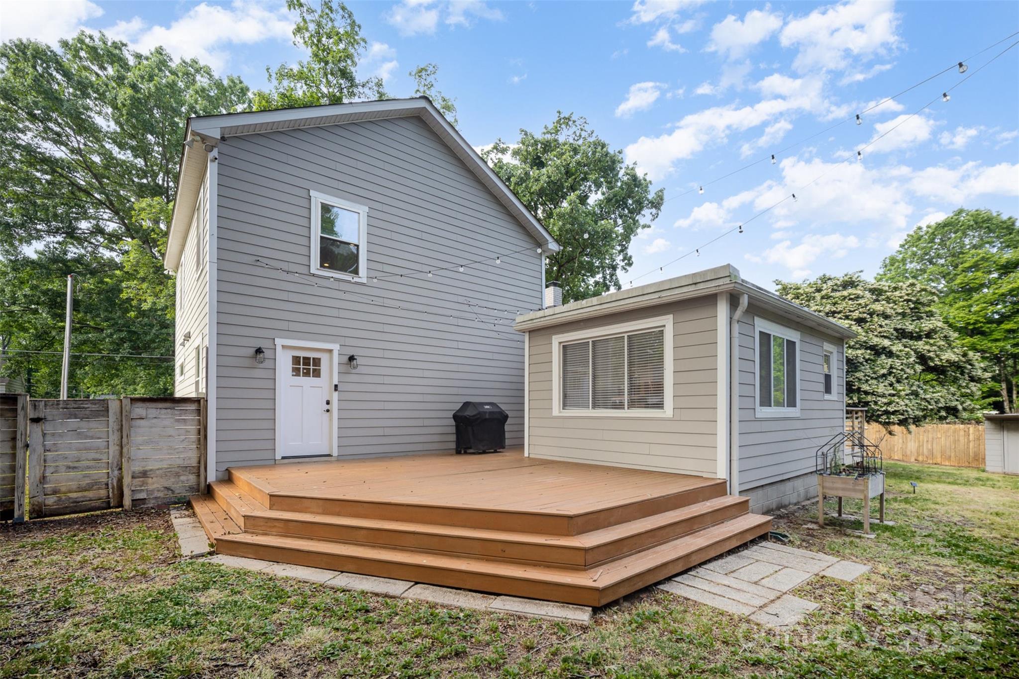 5421 Princess Street