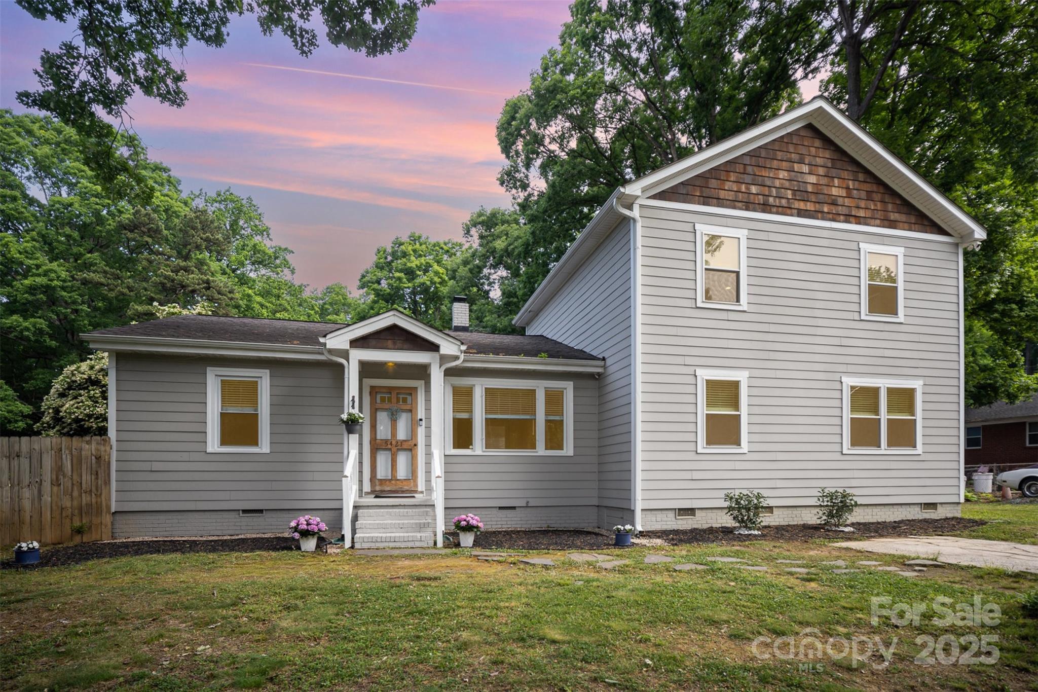 5421 Princess Street