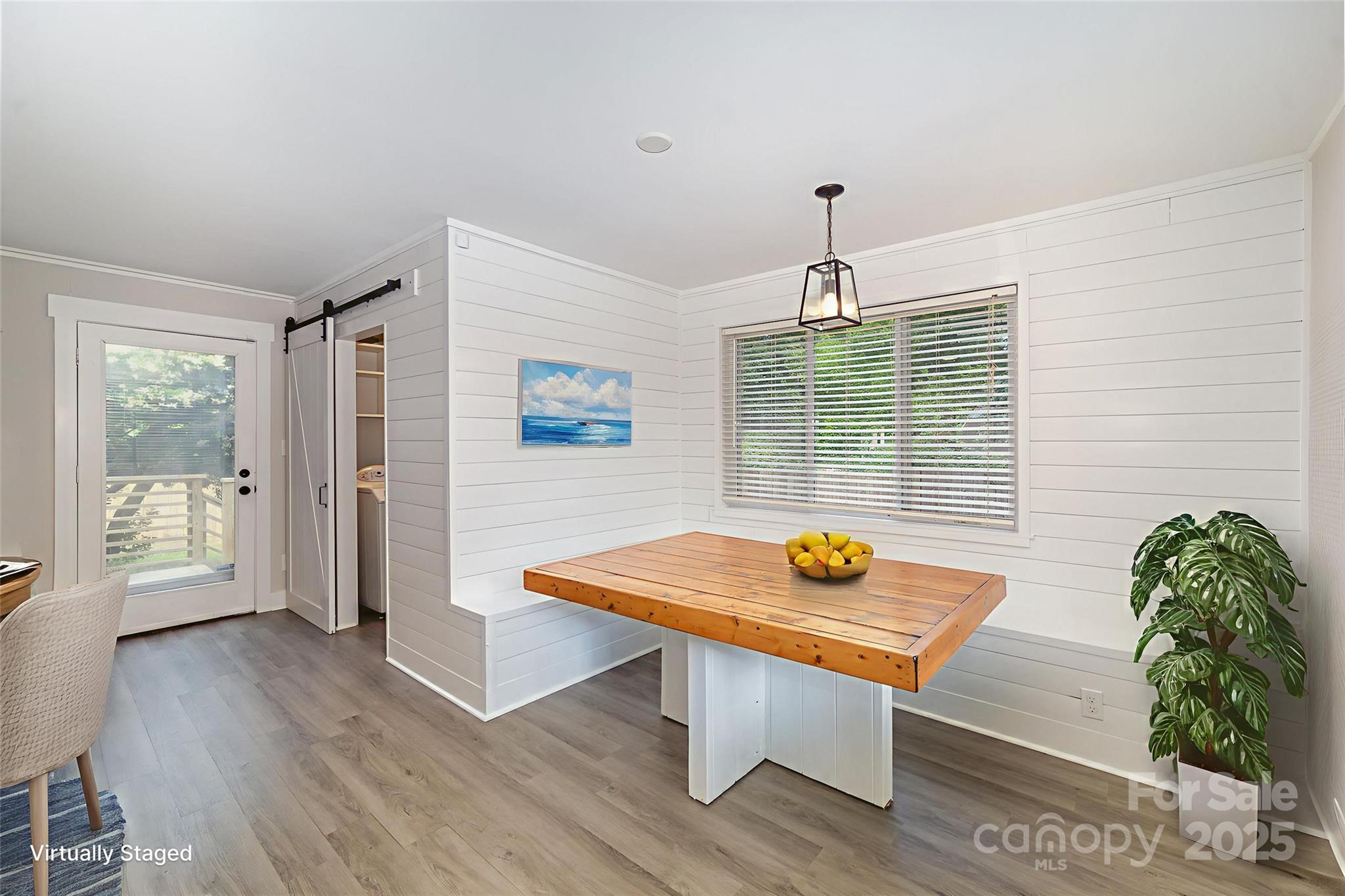 5421 Princess Street