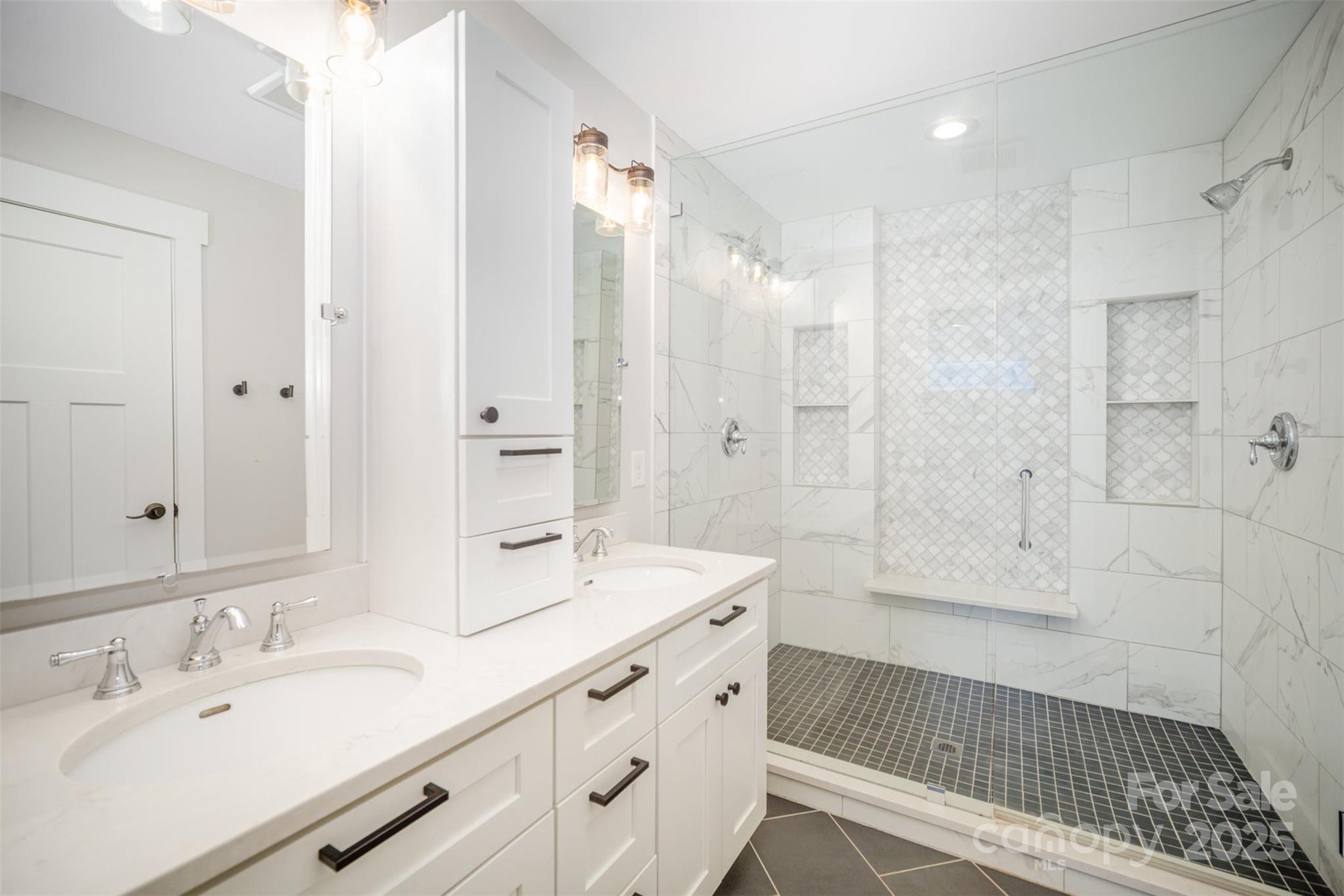 5421 Princess Street