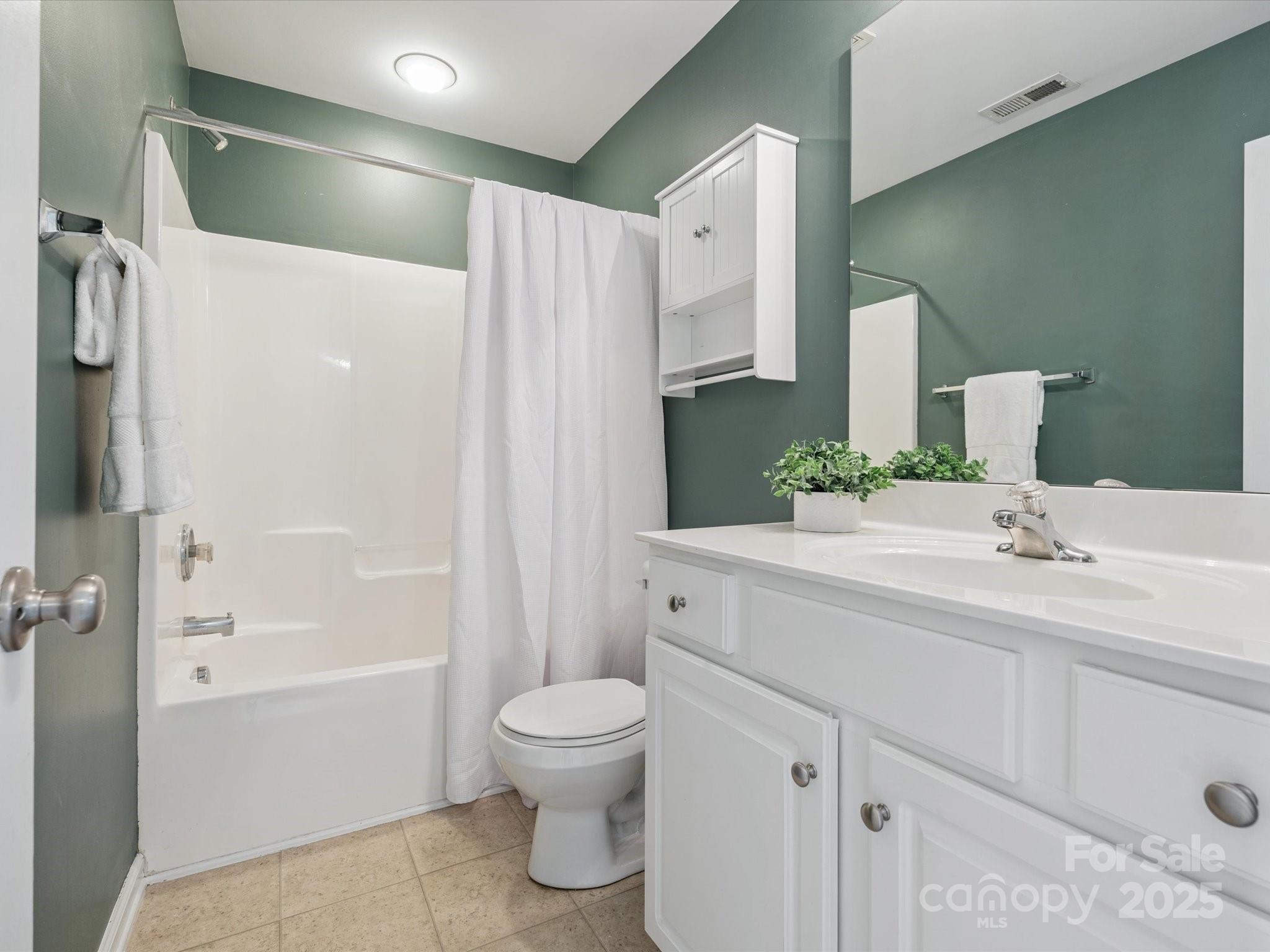 927 Copperstone Lane