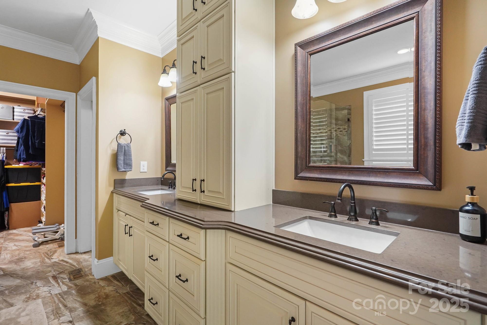 15035 Davis Trace Drive