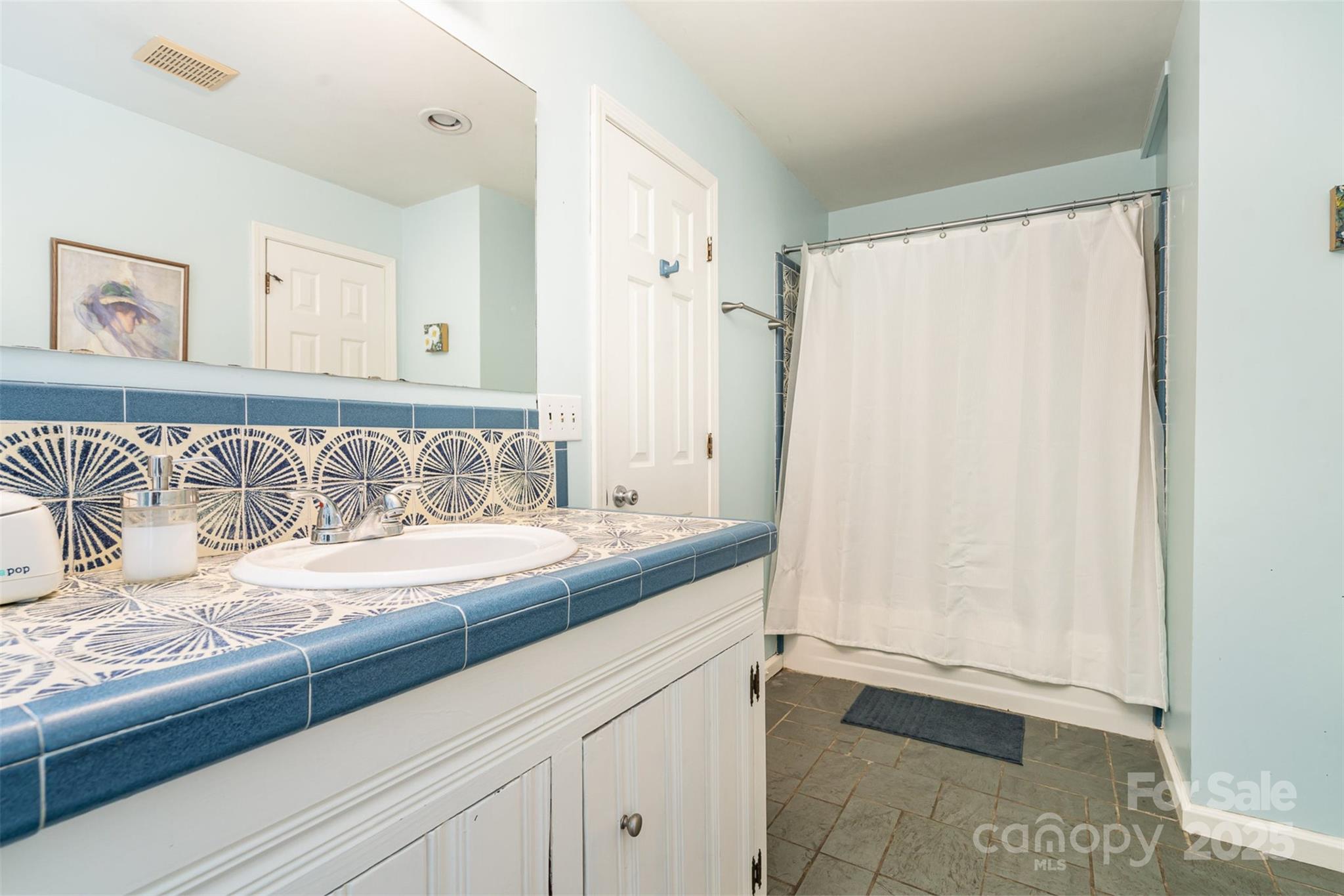 29 Tribune Avenue SW