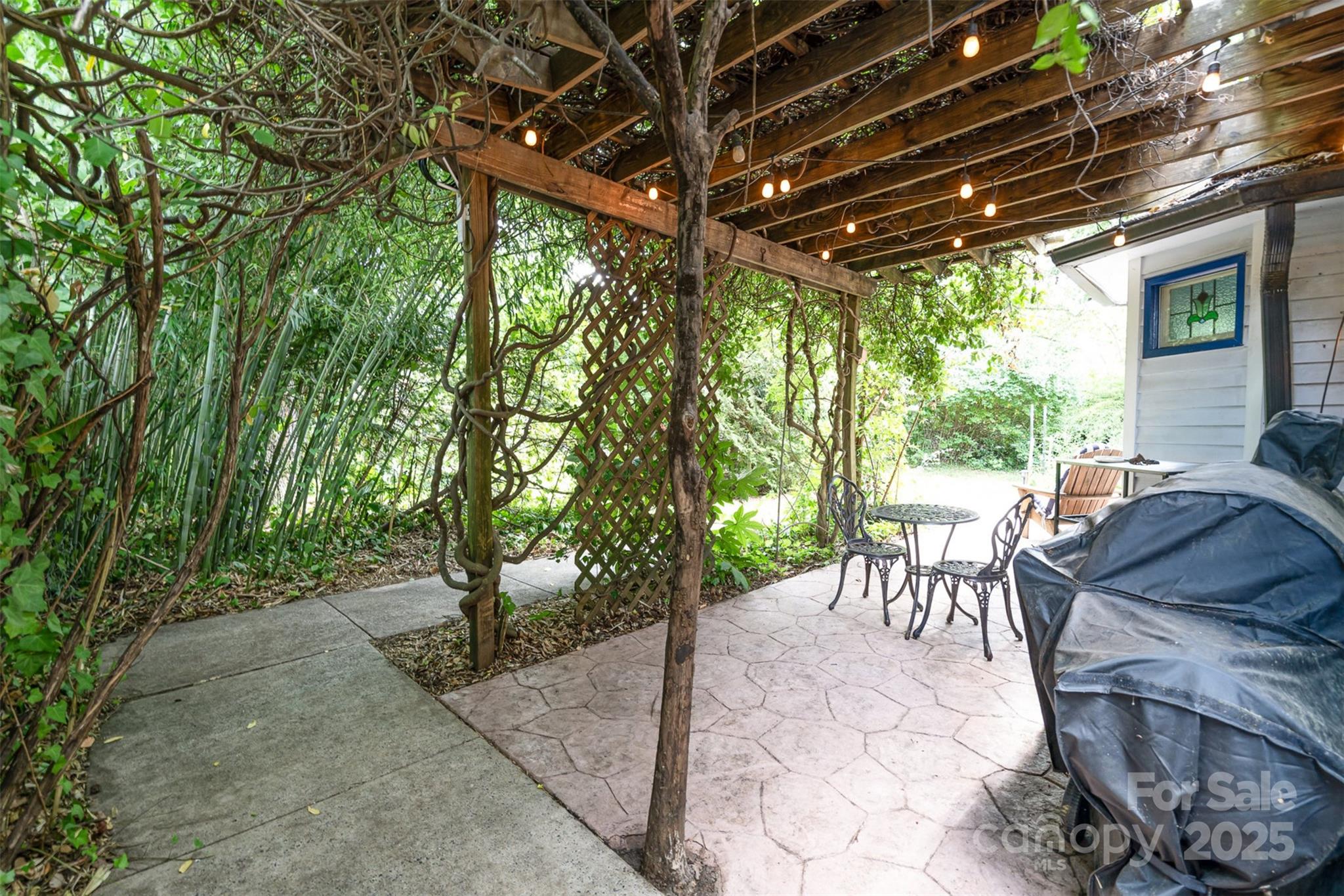 29 Tribune Avenue SW
