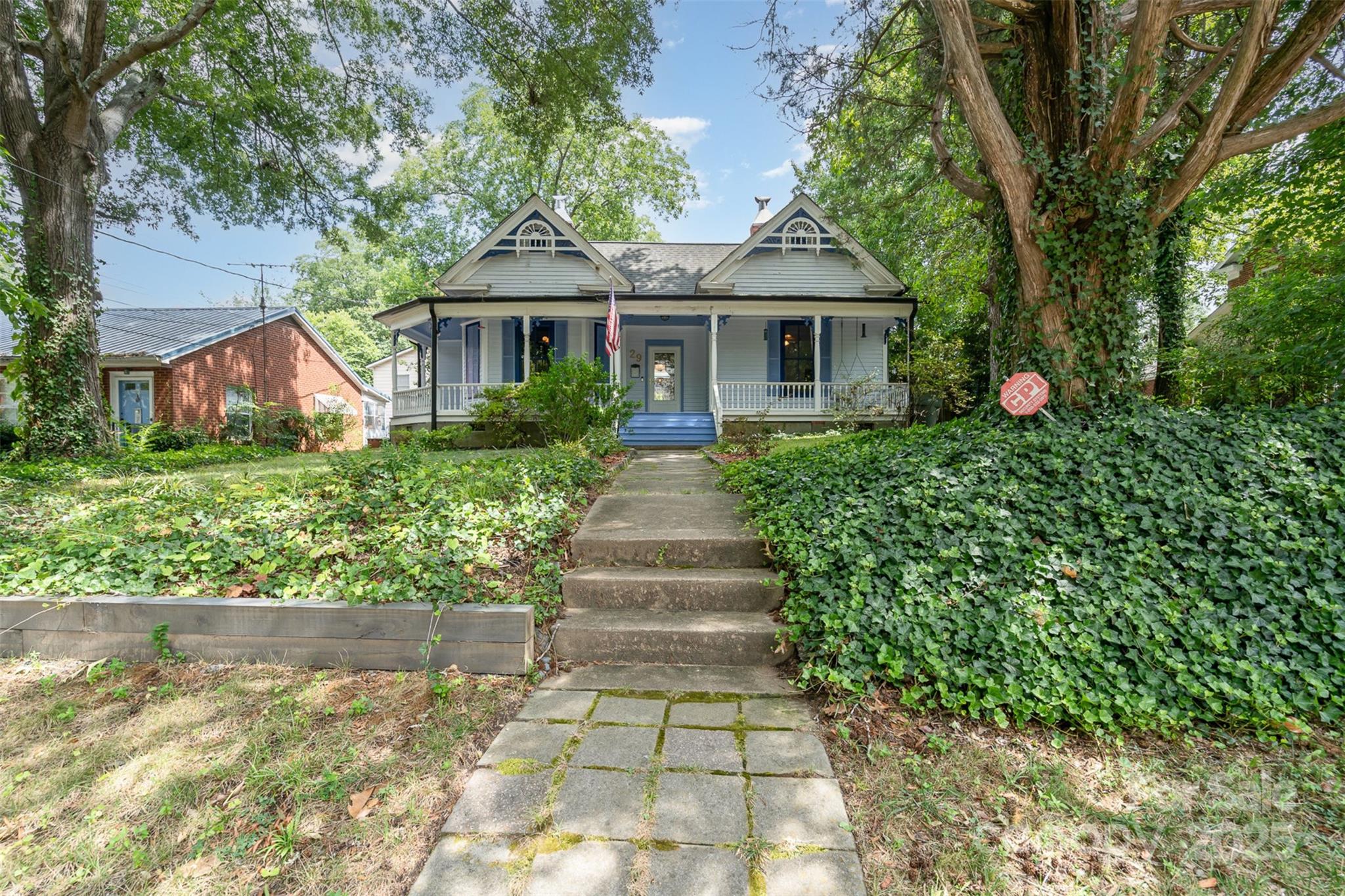 29 Tribune Avenue SW
