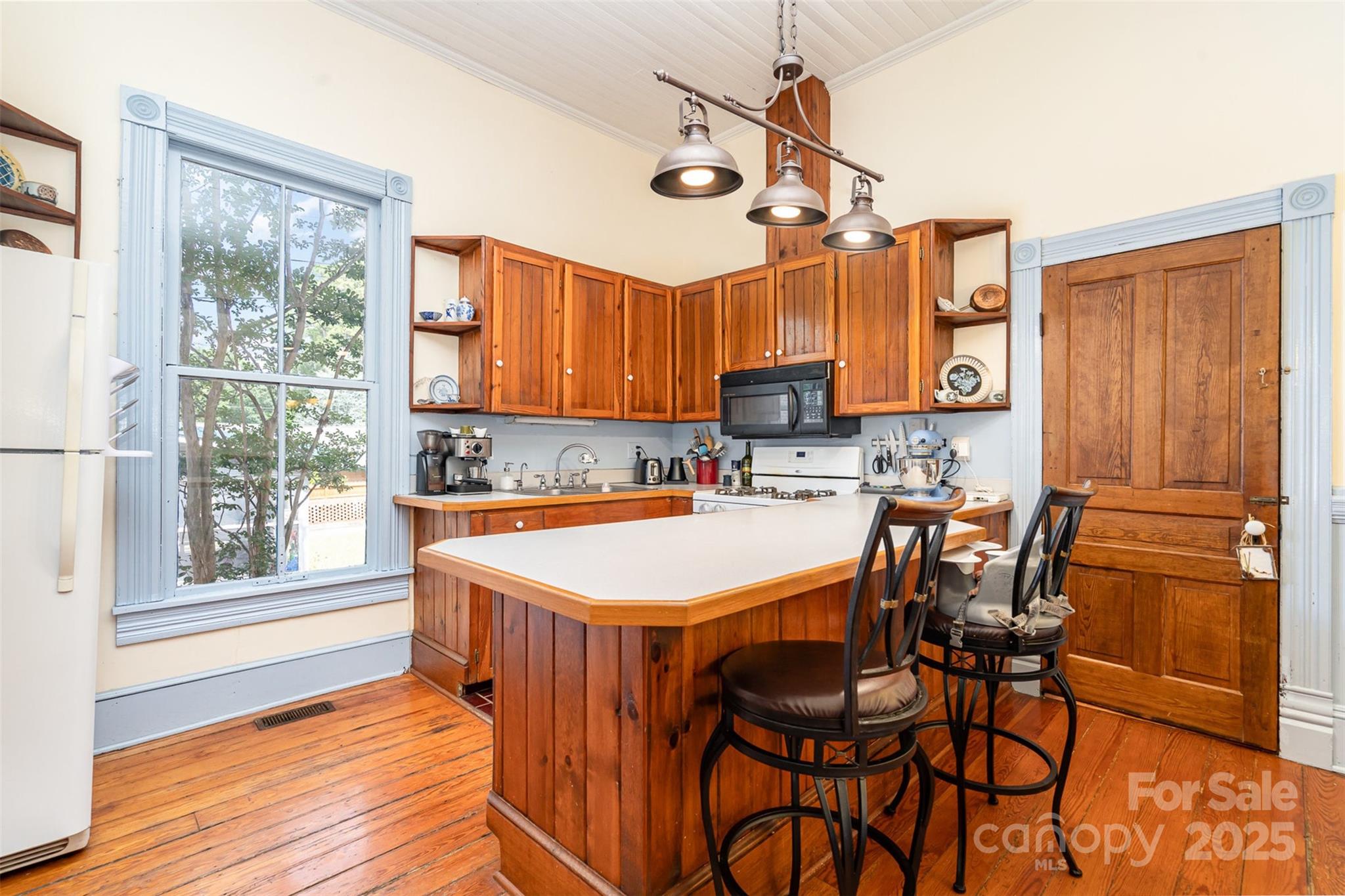 29 Tribune Avenue SW