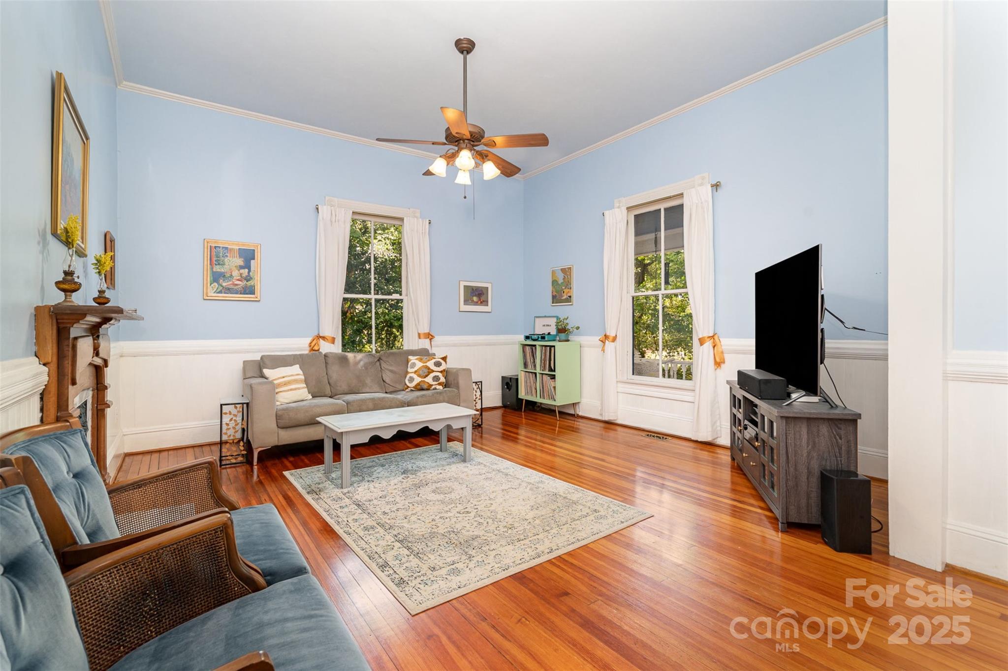 29 Tribune Avenue SW