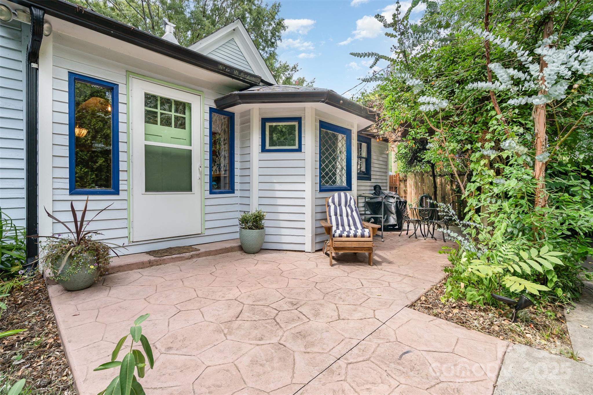 29 Tribune Avenue SW