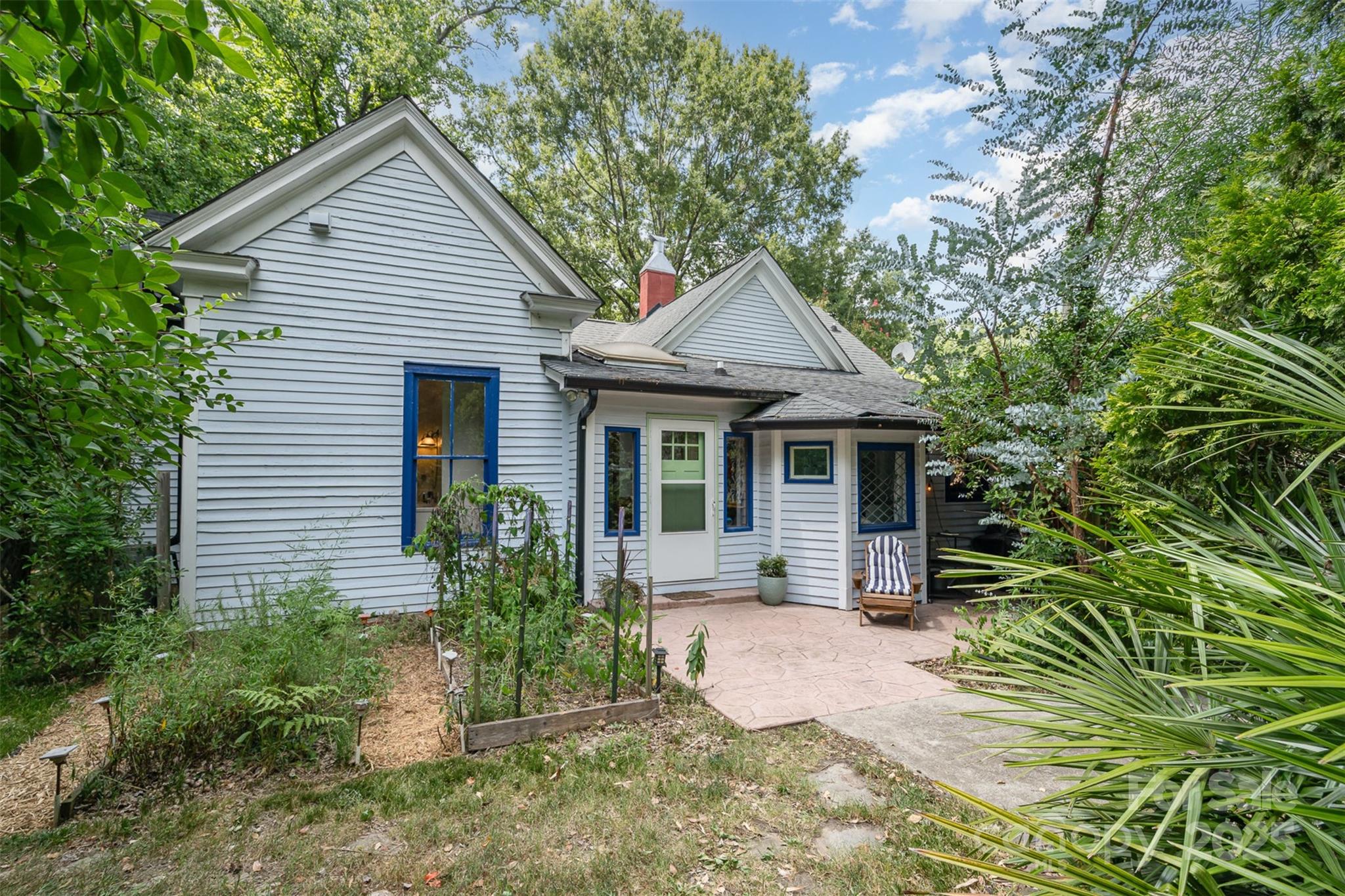 29 Tribune Avenue SW
