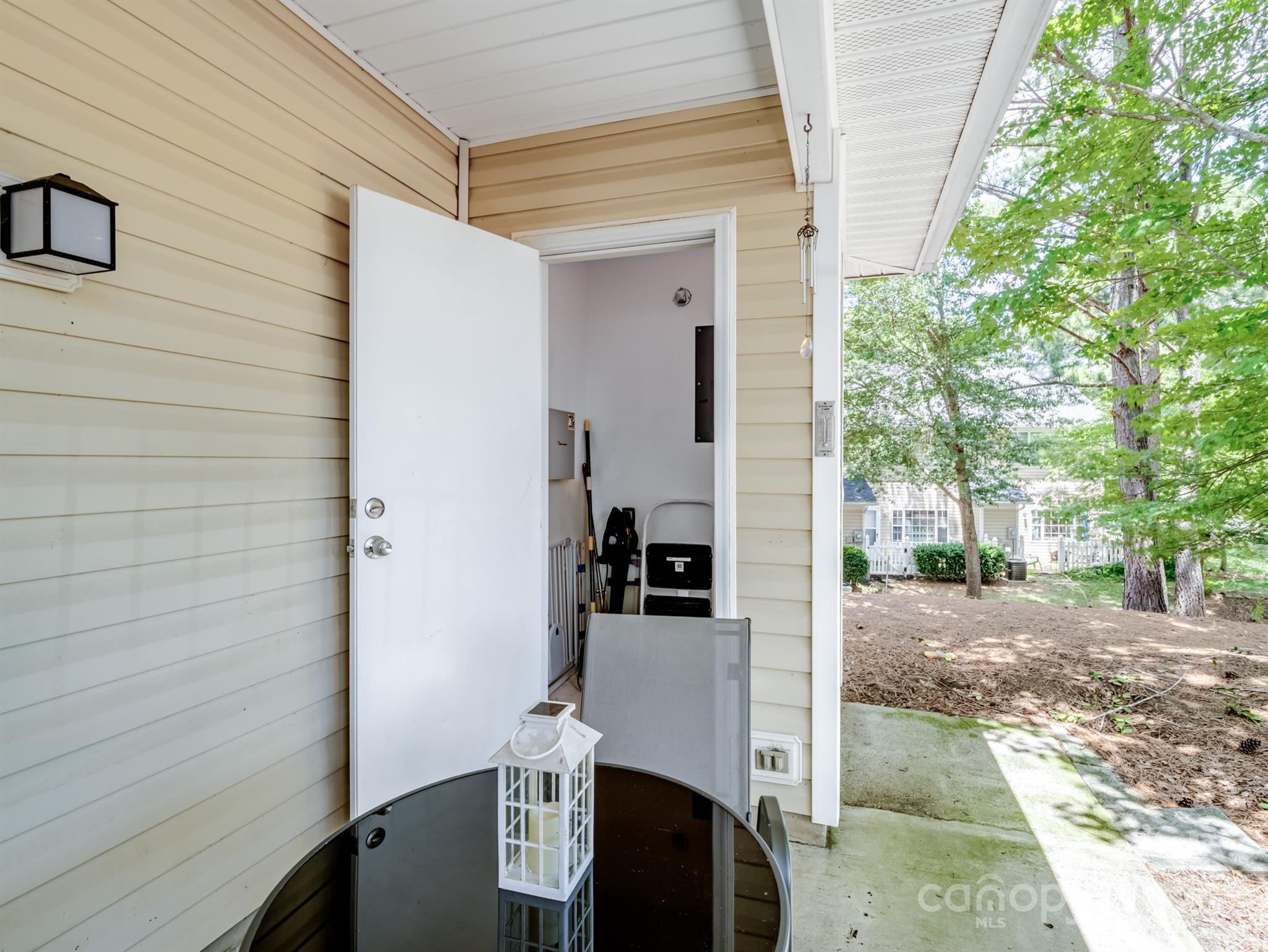 4025 Melrose Club Drive