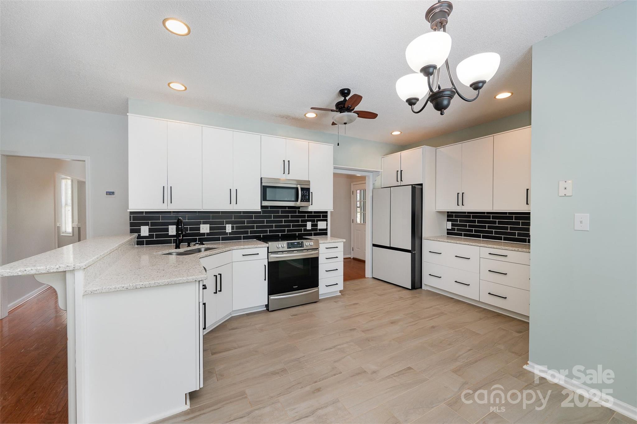 500 Pearl Place Lane