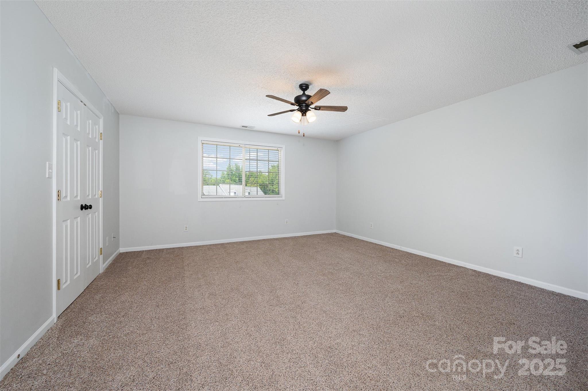 500 Pearl Place Lane