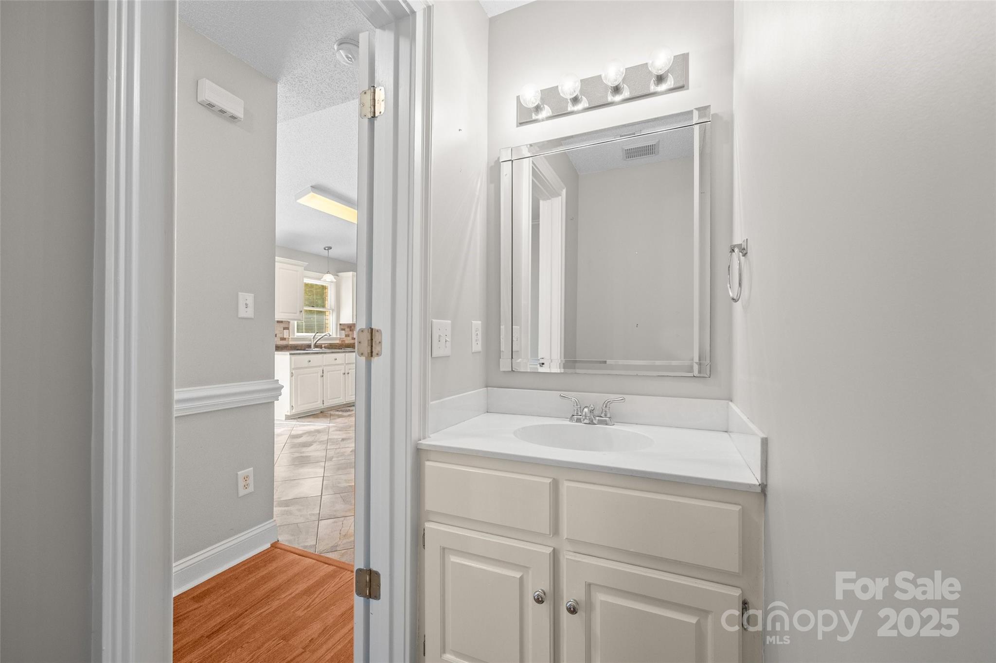 3152 Devonshire Drive Unit: 2