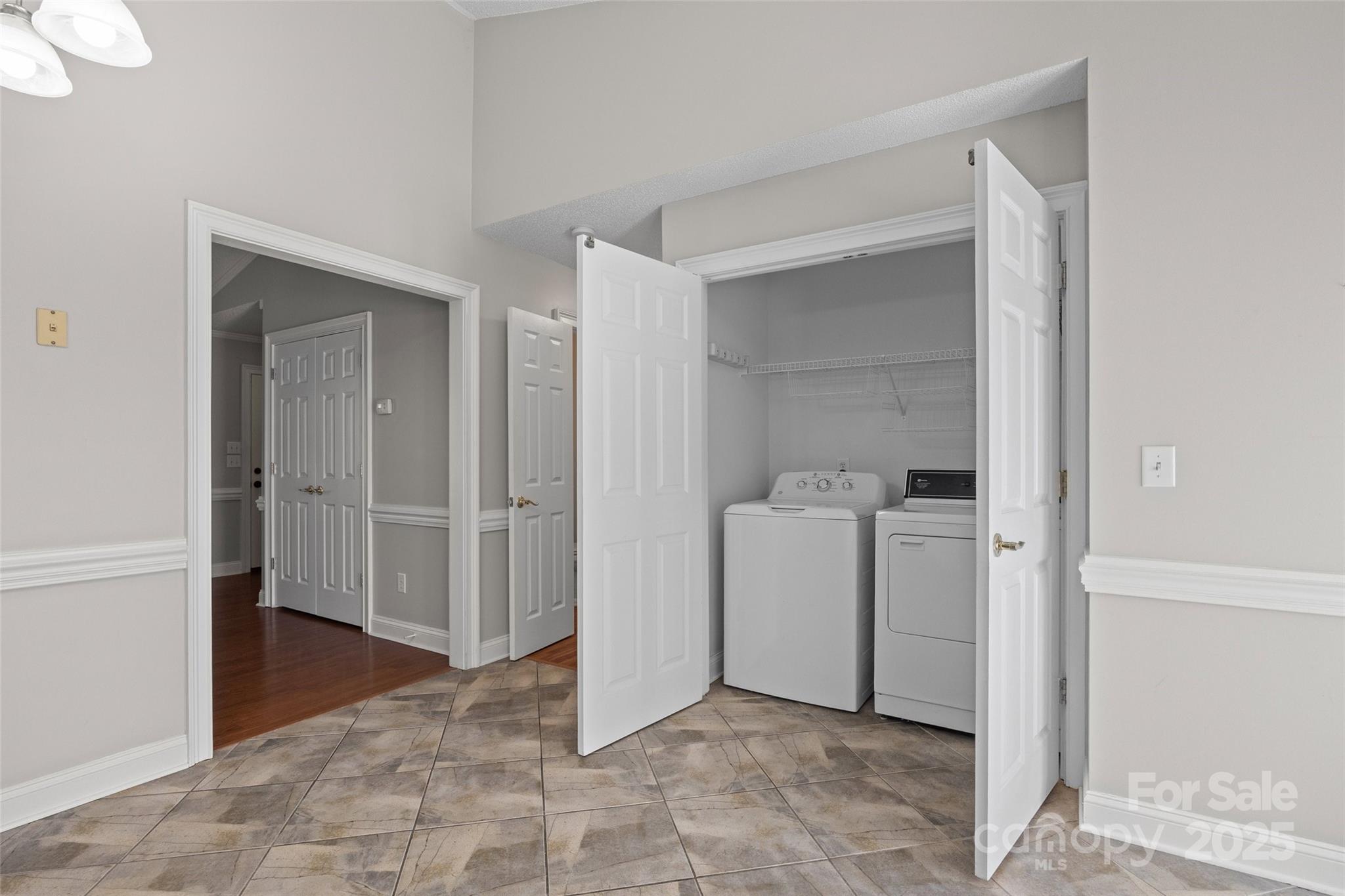 3152 Devonshire Drive Unit: 2