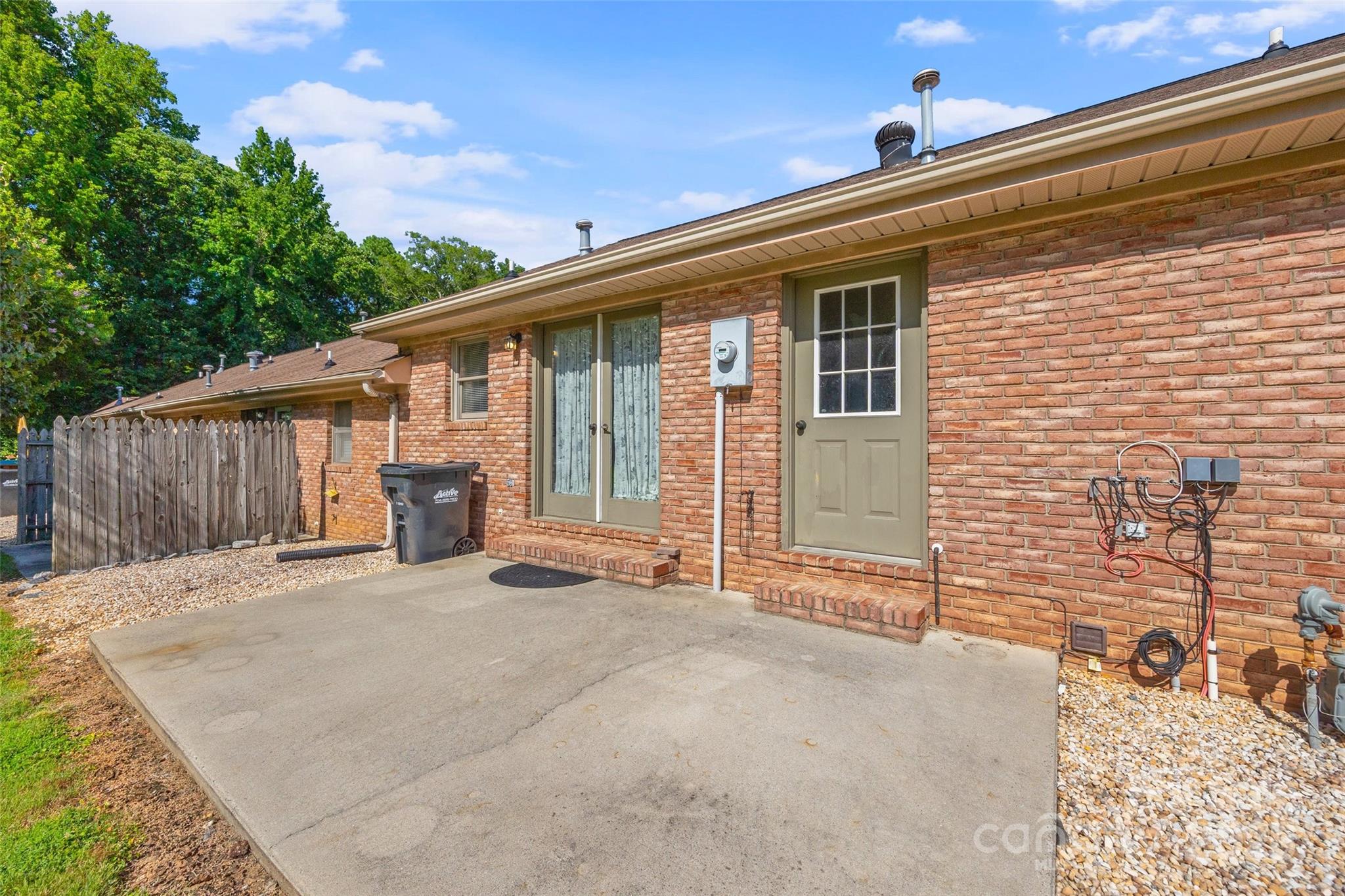 3152 Devonshire Drive Unit: 2