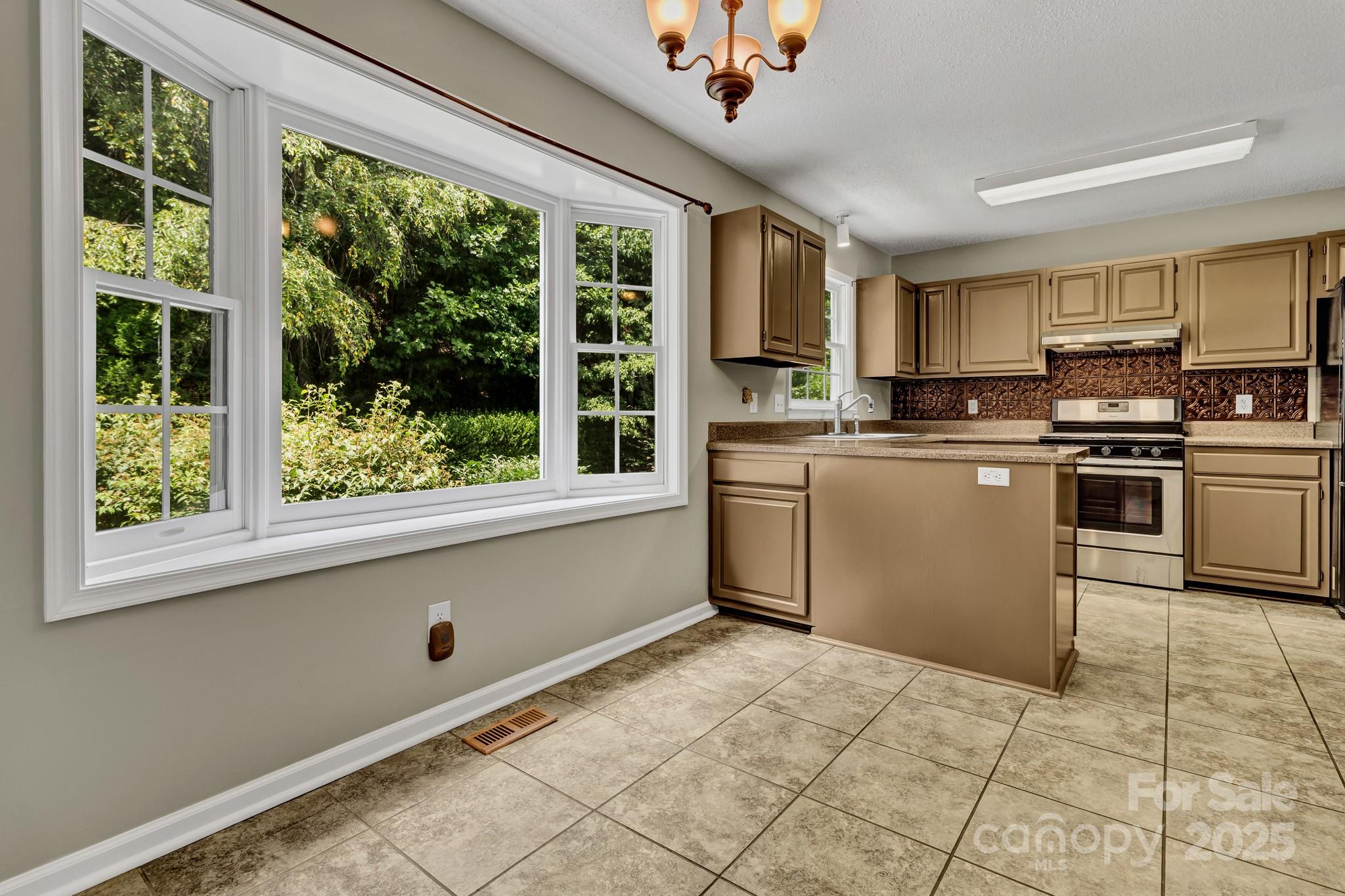 18 Southchase Drive