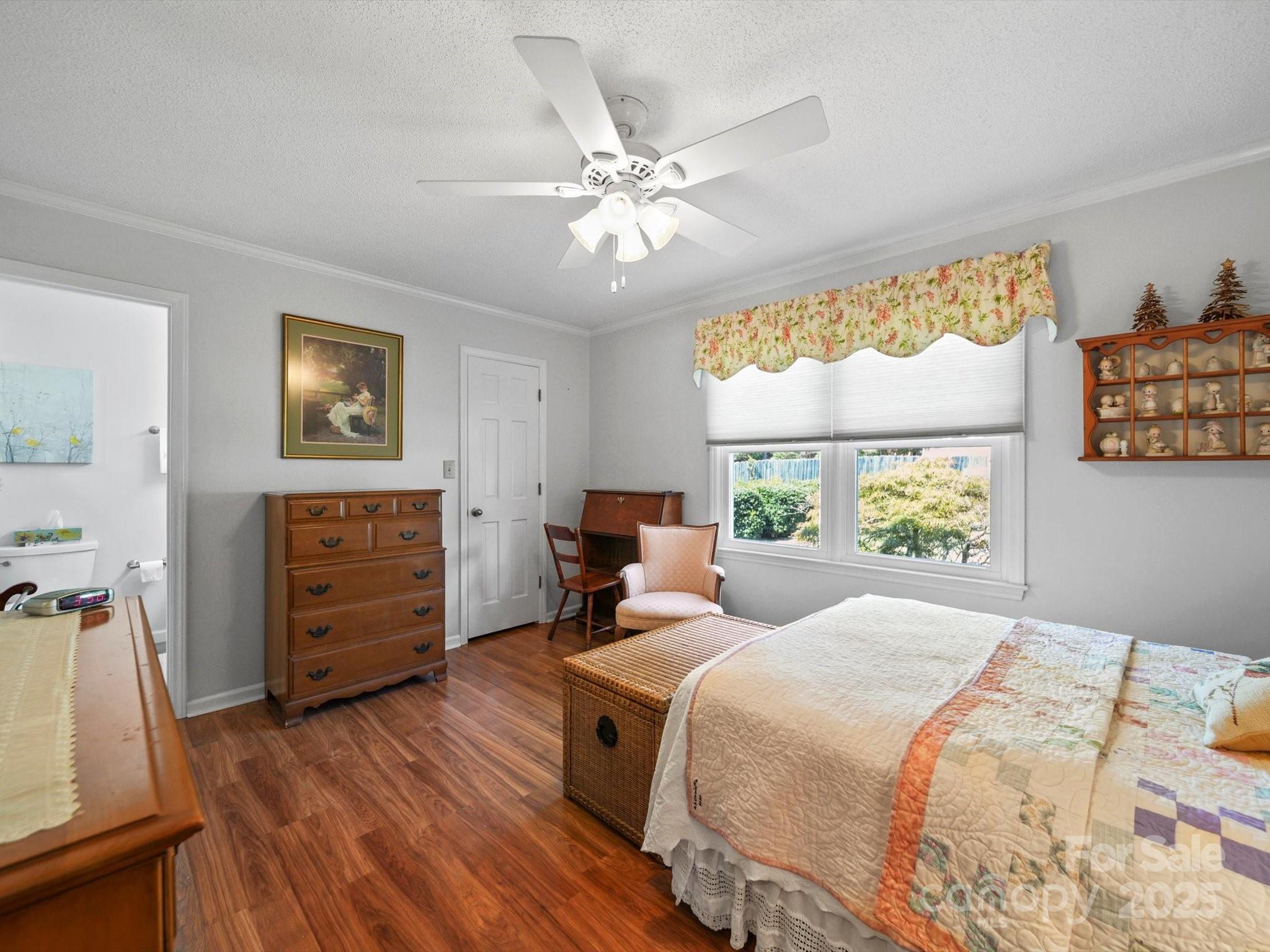 2621 Foxworth Drive