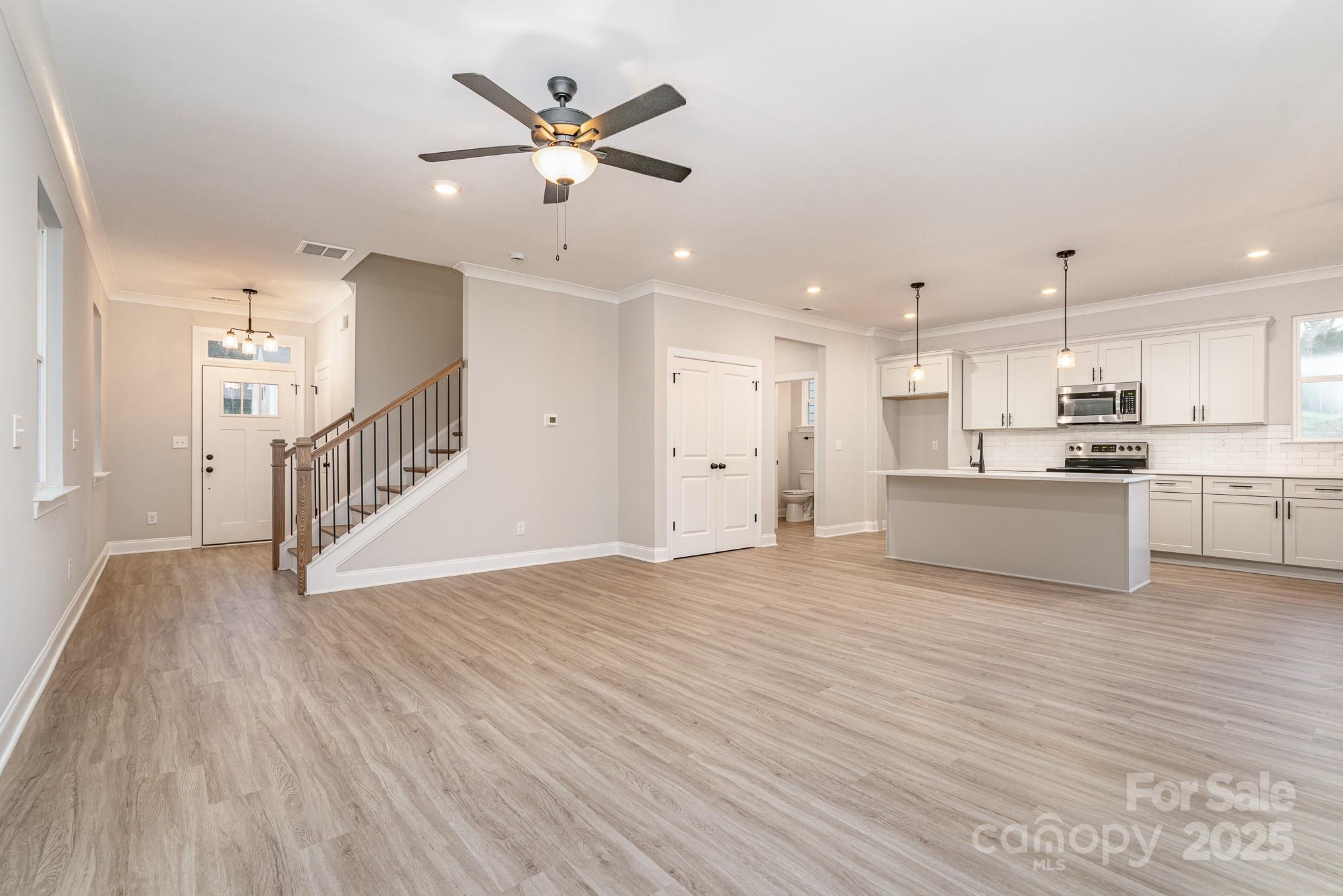 619 Westway Drive