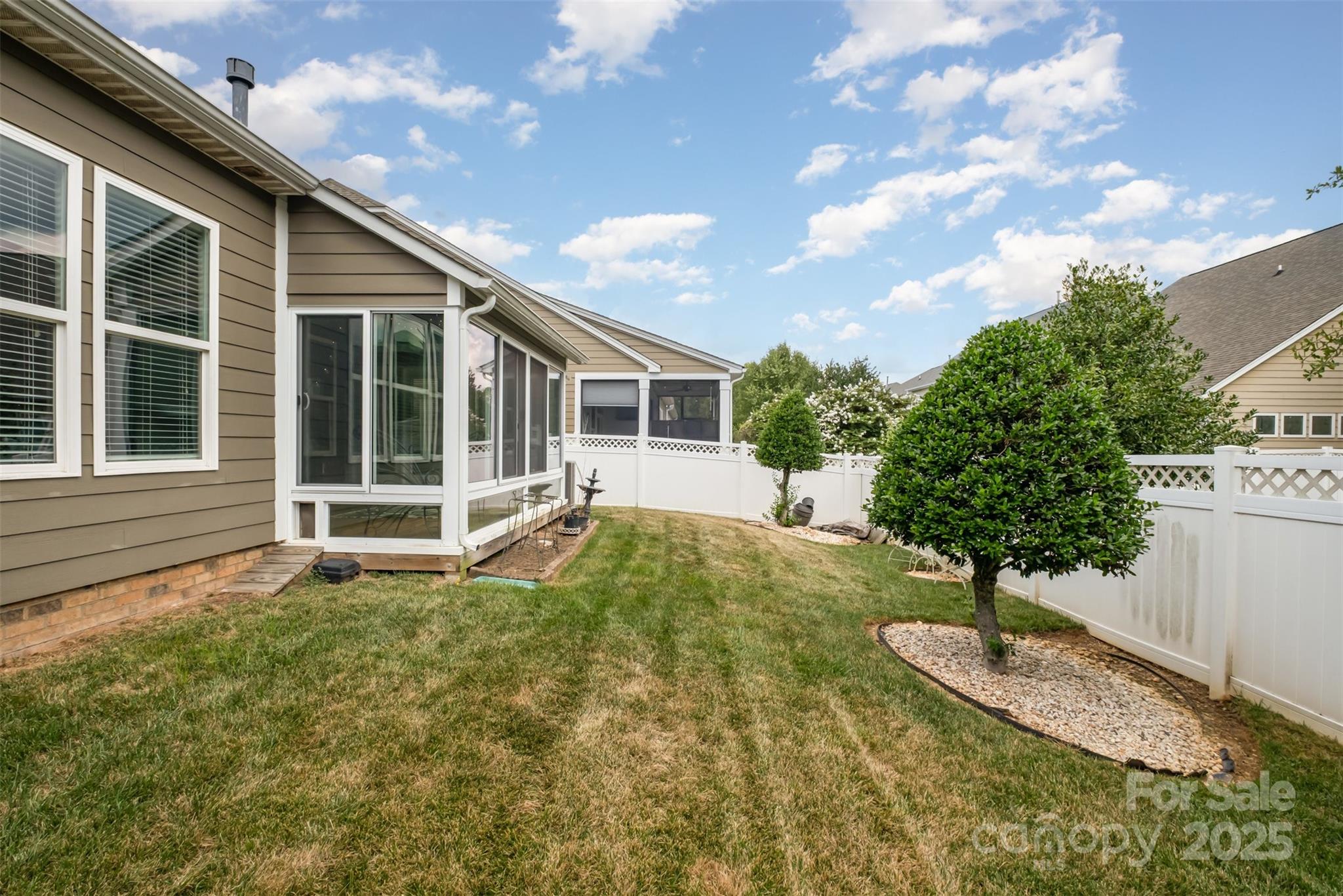1015 Bimelech Drive