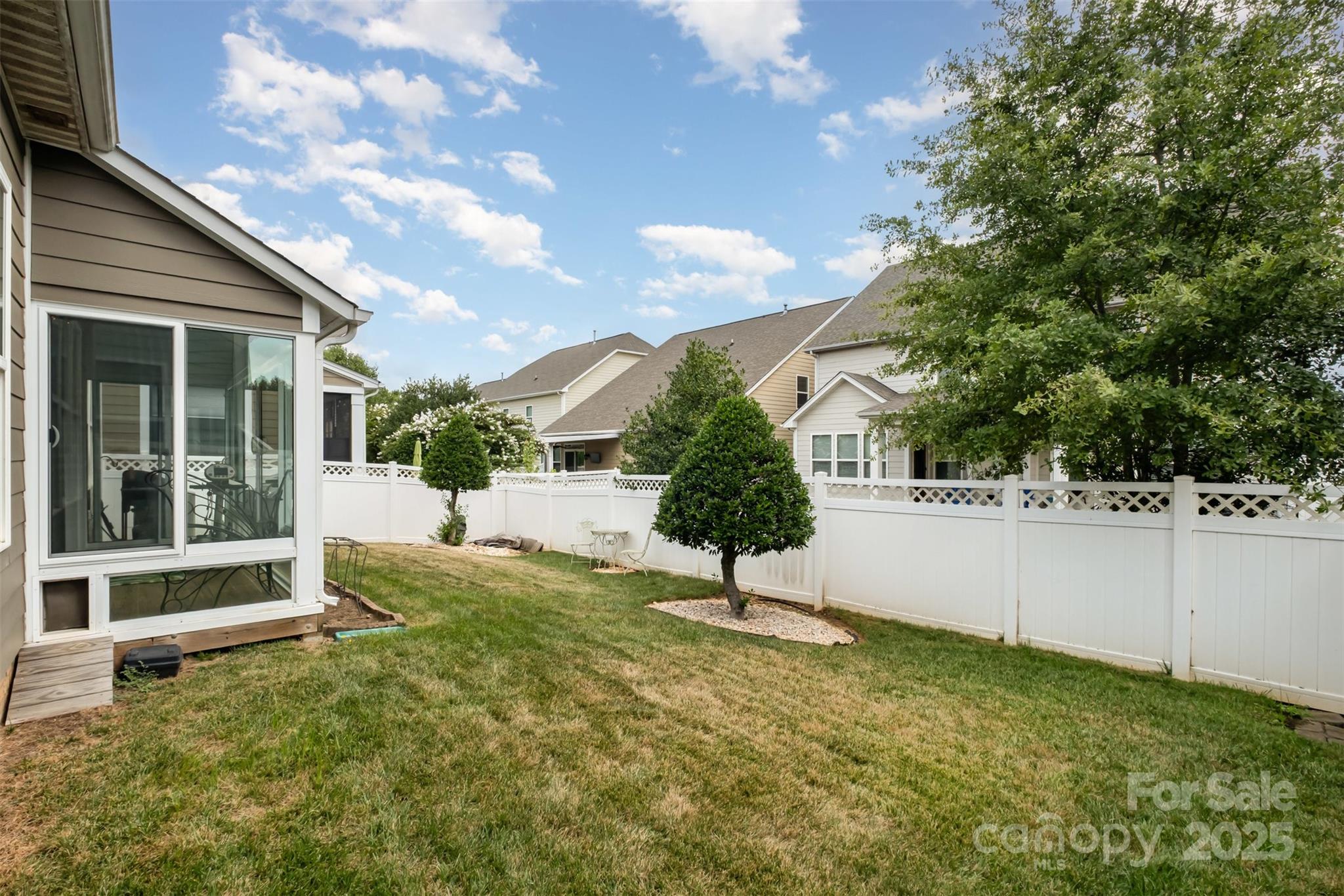1015 Bimelech Drive