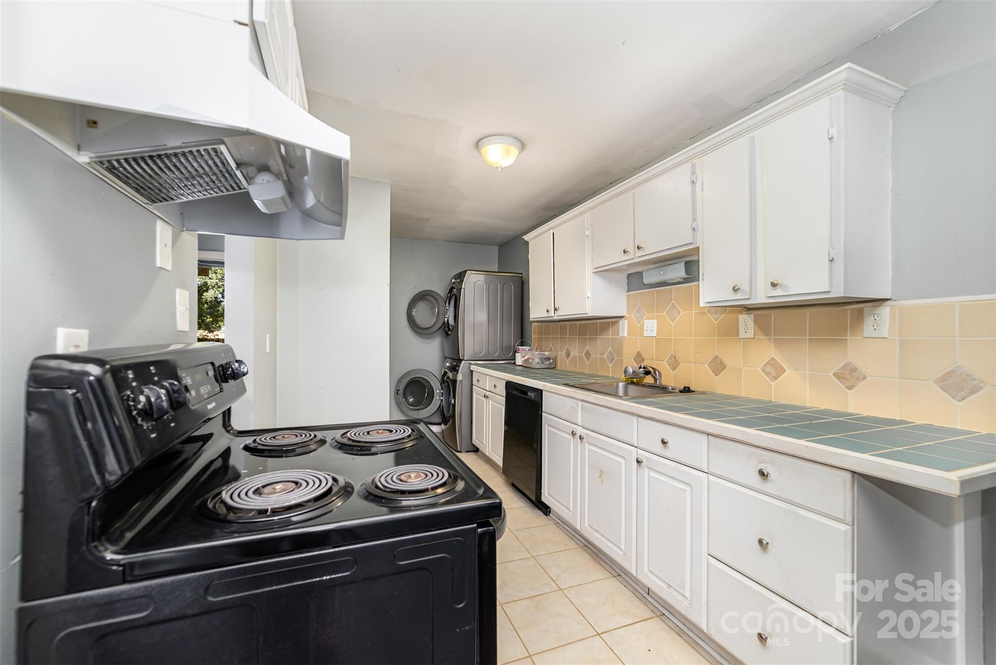 1635 Merry Oaks Road