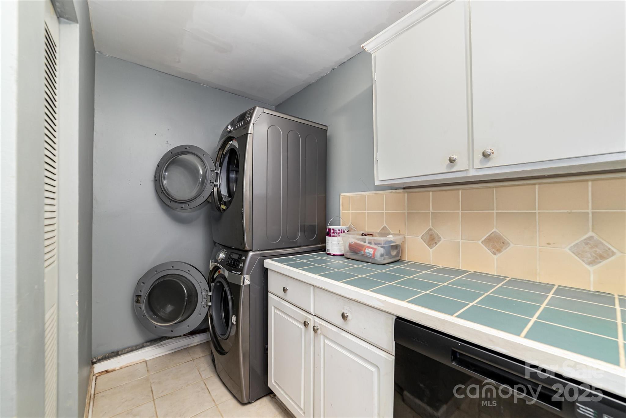 1635 Merry Oaks Road