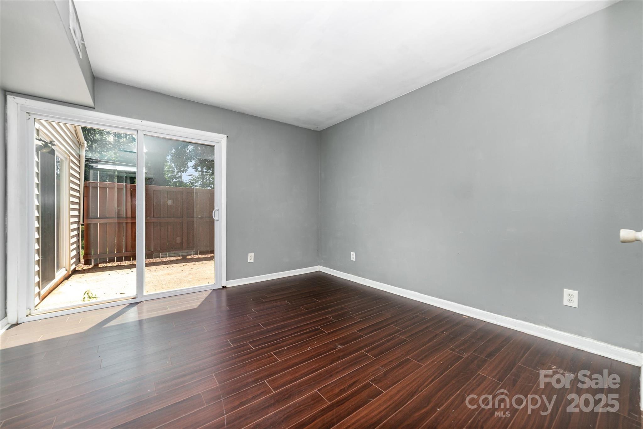 1635 Merry Oaks Road