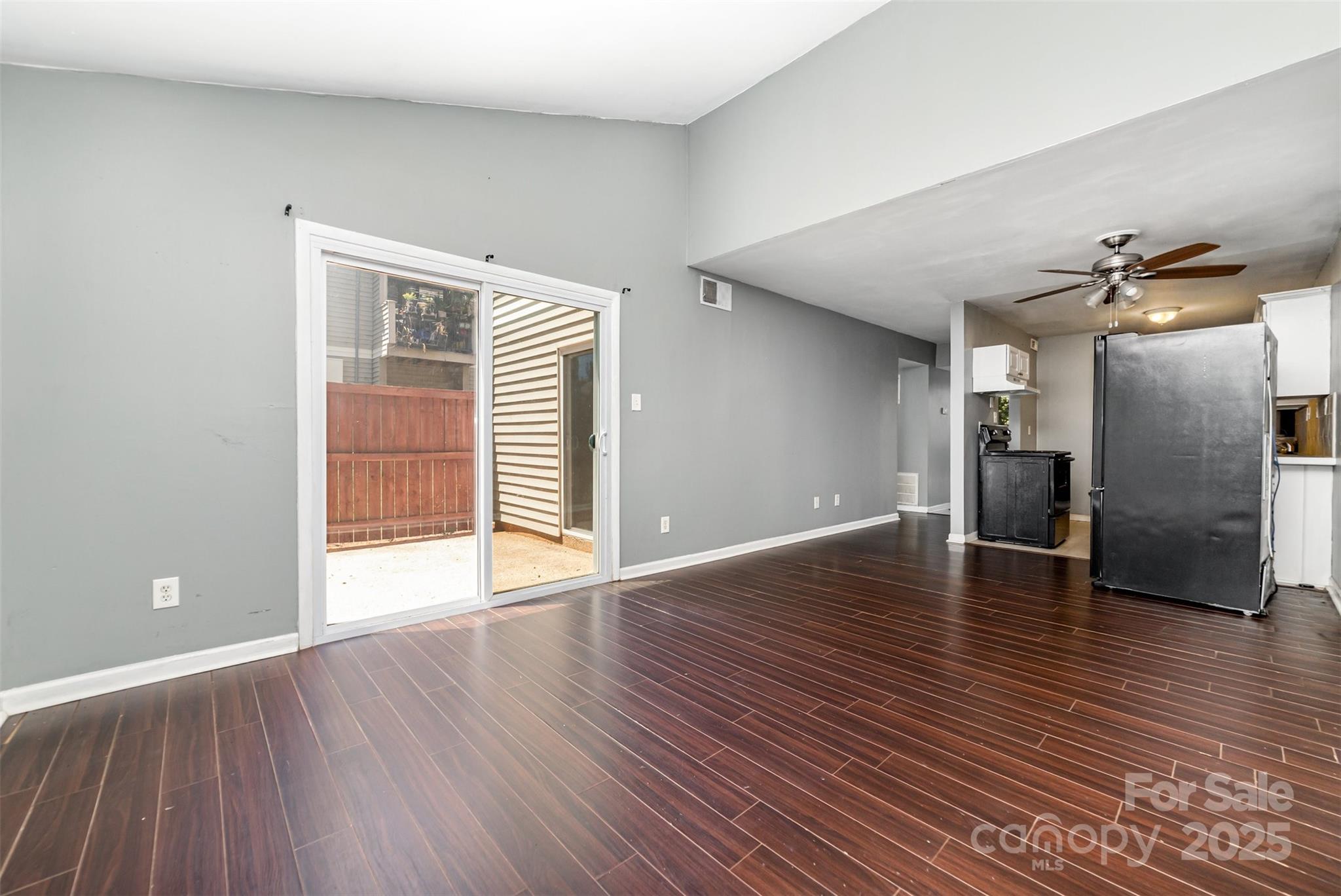1635 Merry Oaks Road