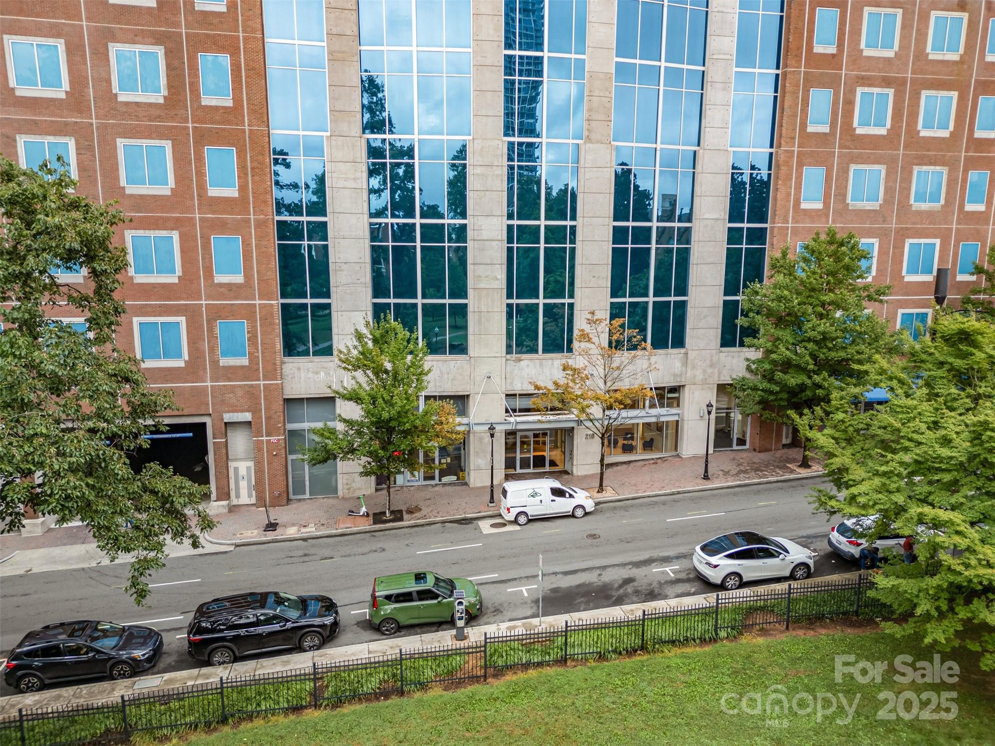 210 N Church Street Unit: 1214