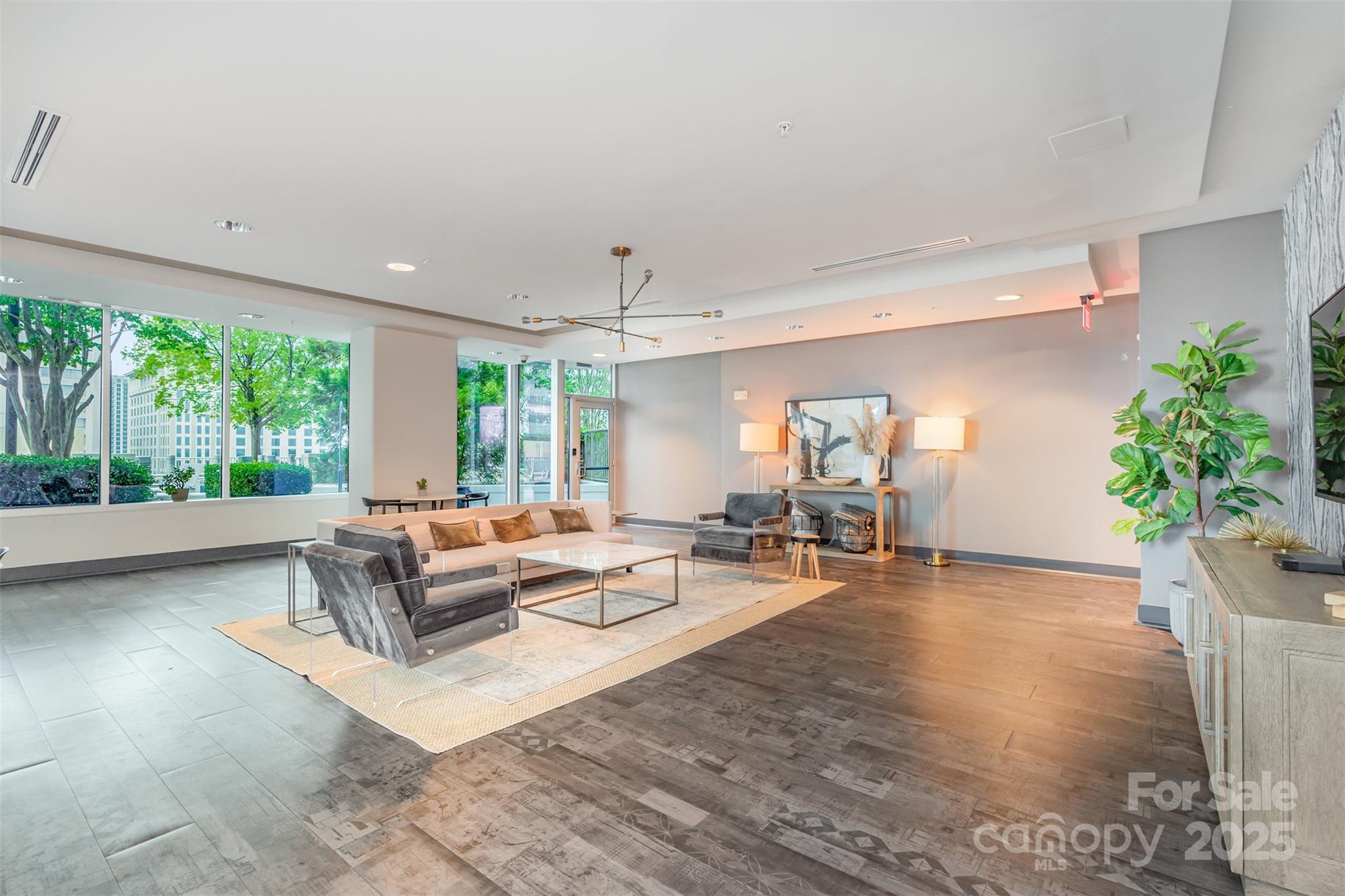 210 N Church Street Unit: 1214