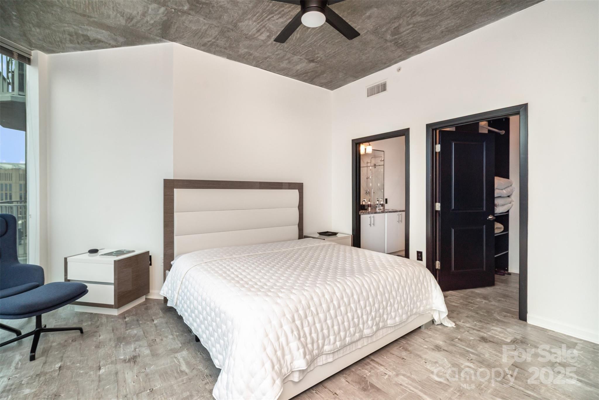 210 N Church Street Unit: 1214