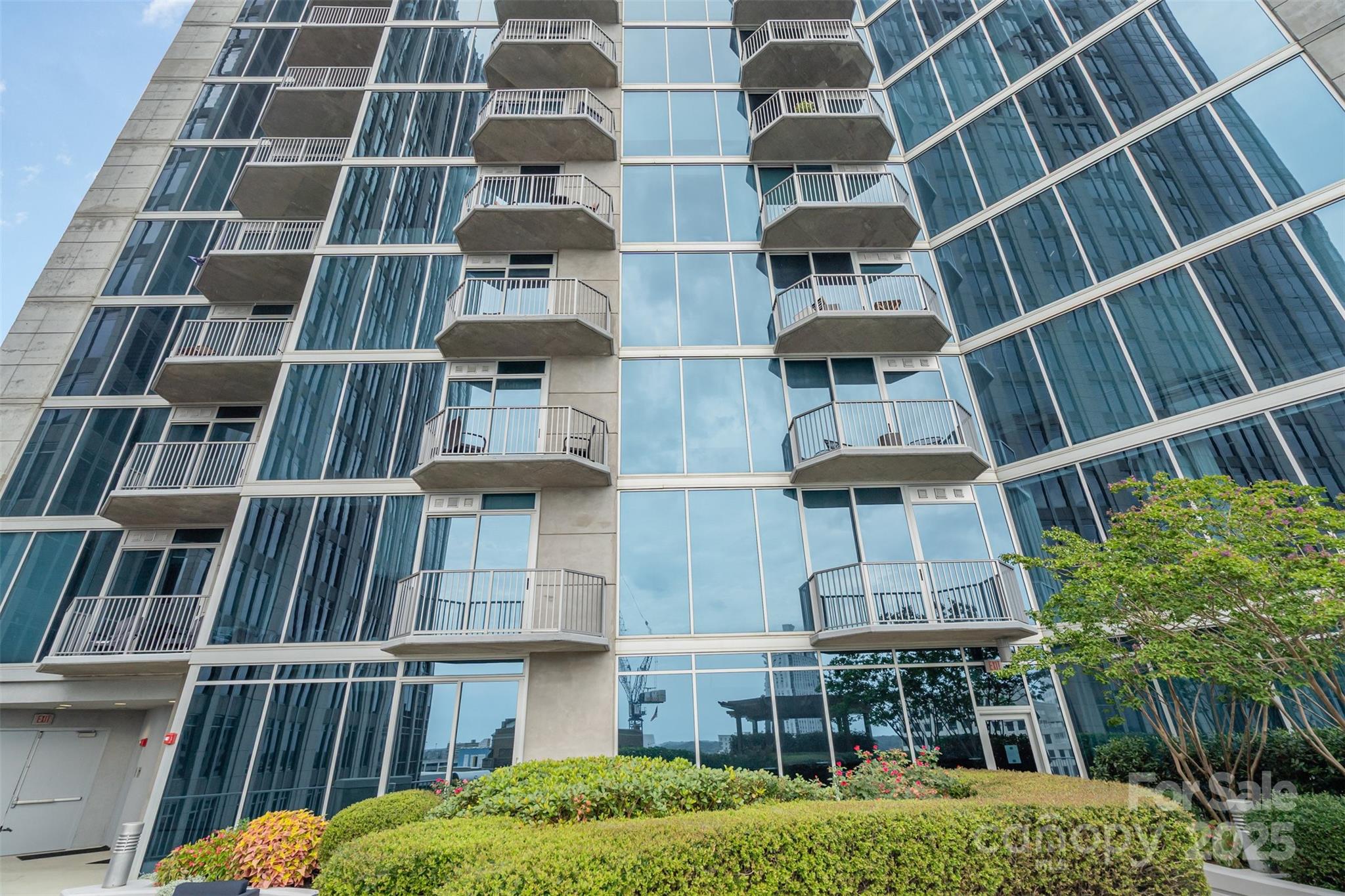 210 N Church Street Unit: 1214