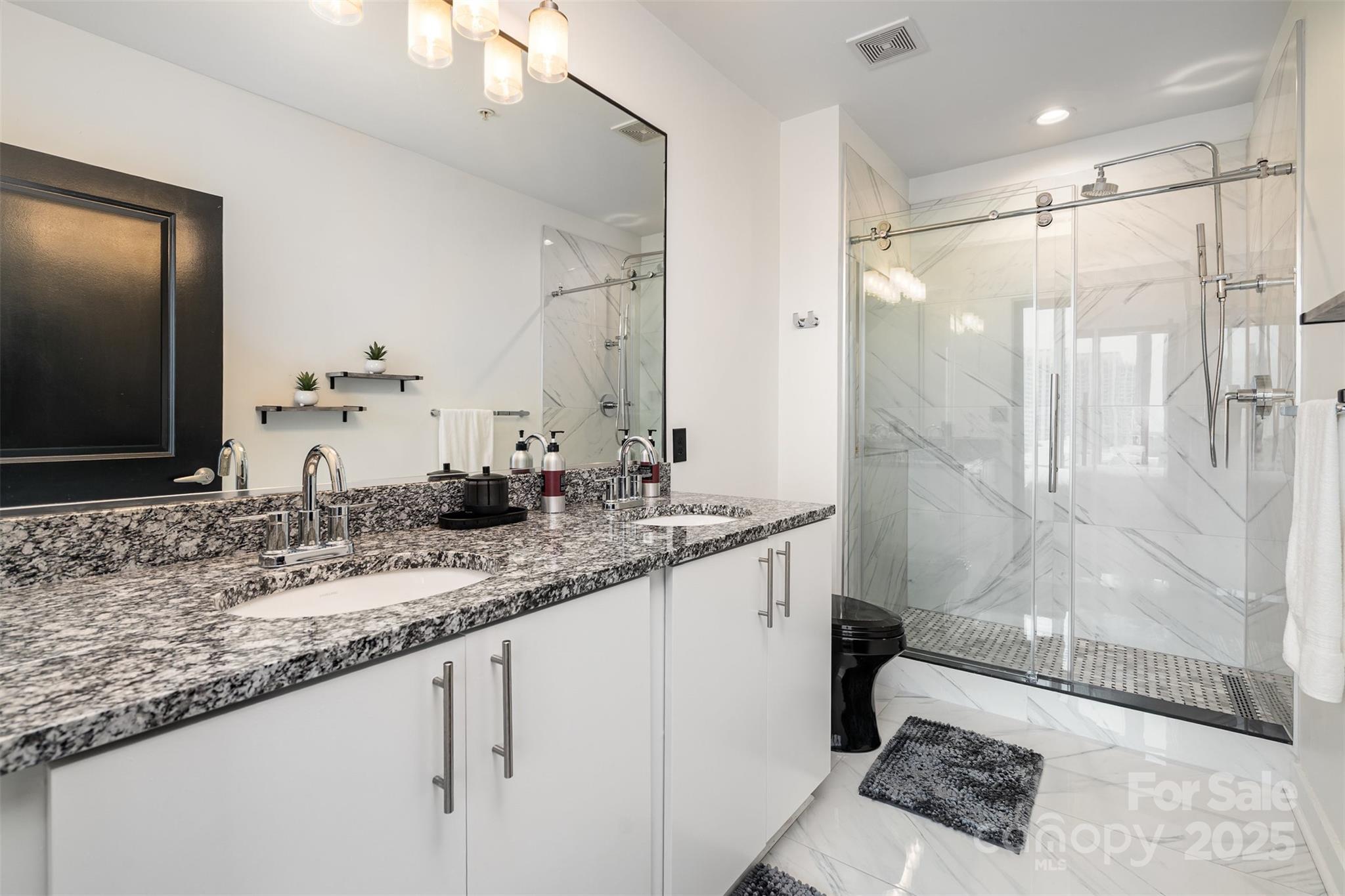 210 N Church Street Unit: 1214