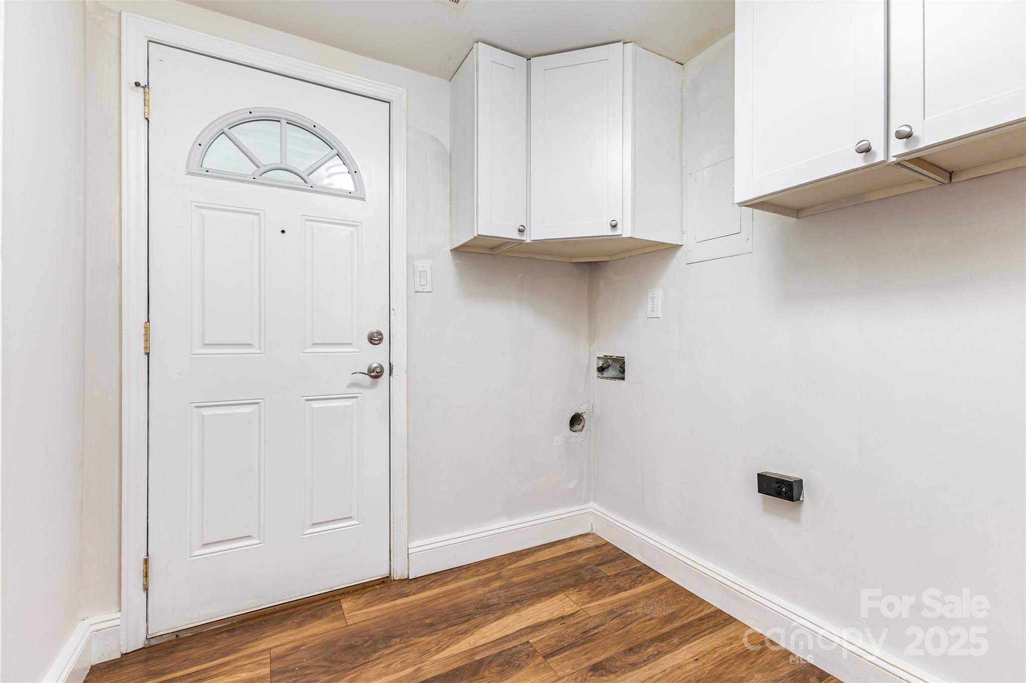 6422 Idlebrook Drive