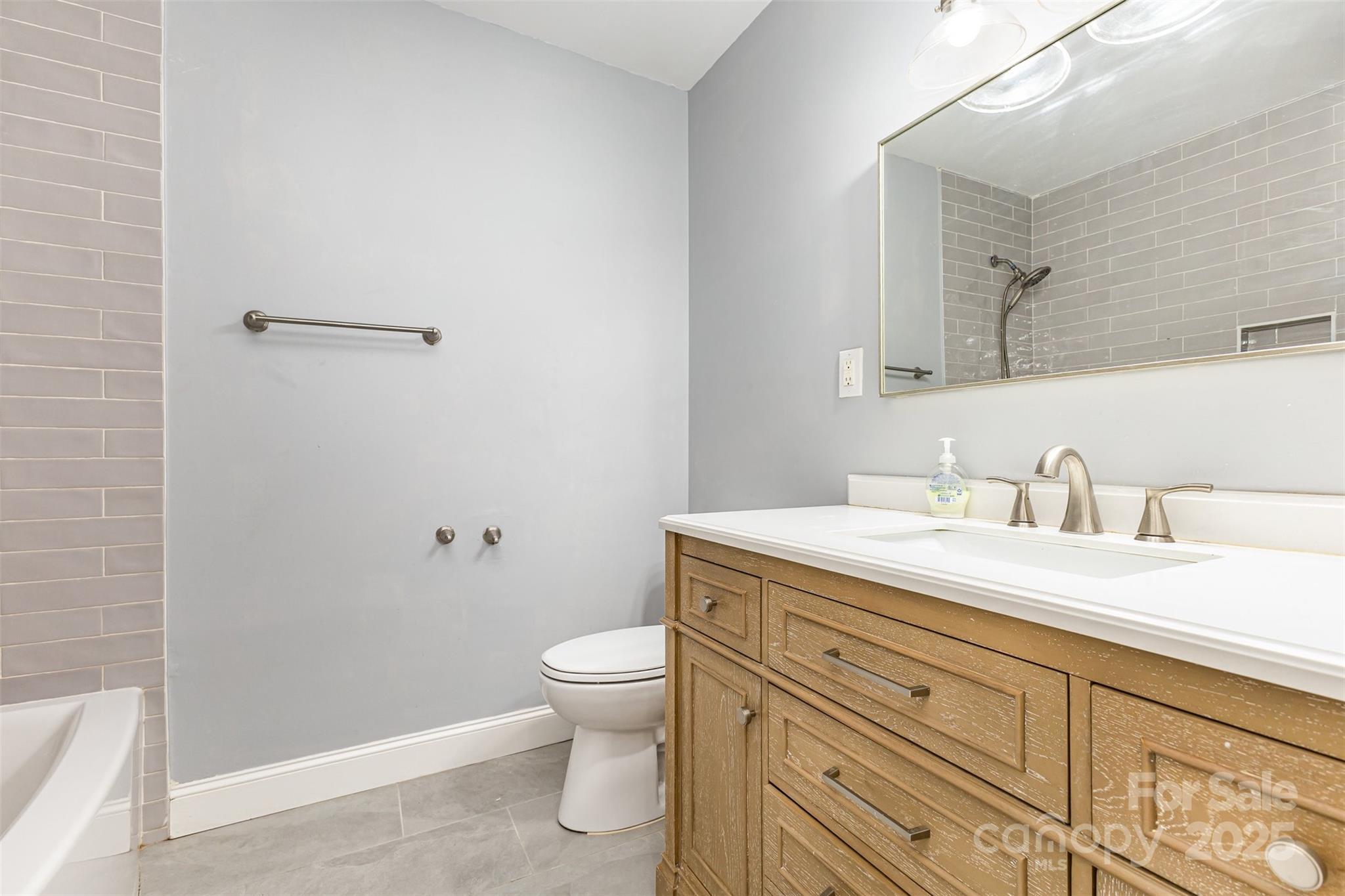 6422 Idlebrook Drive
