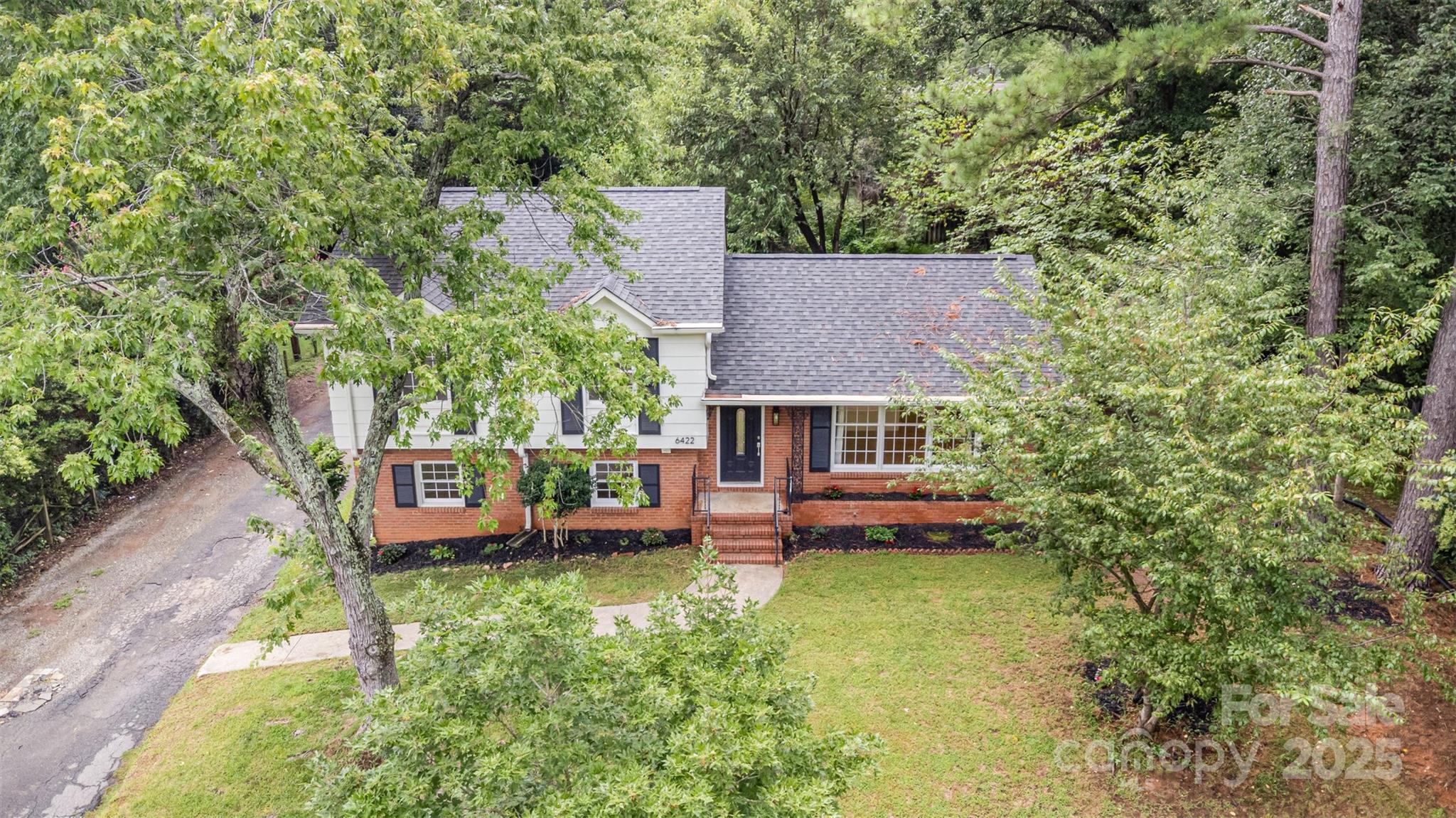6422 Idlebrook Drive