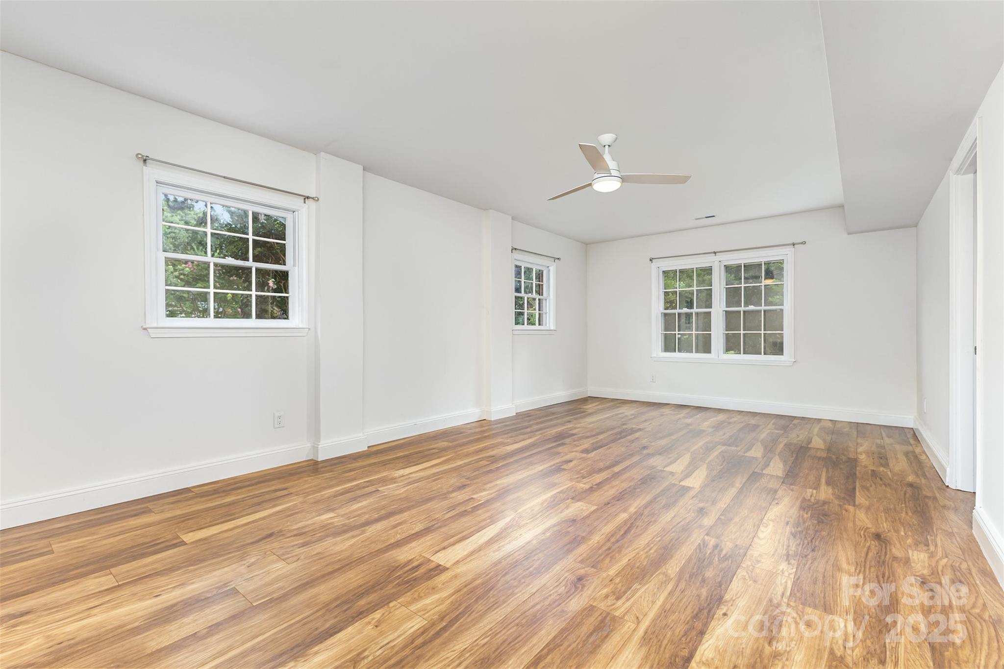6422 Idlebrook Drive