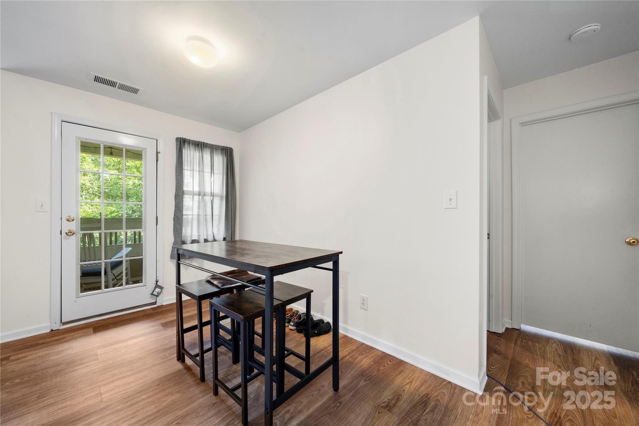 9909 Campus Walk Lane Unit: M