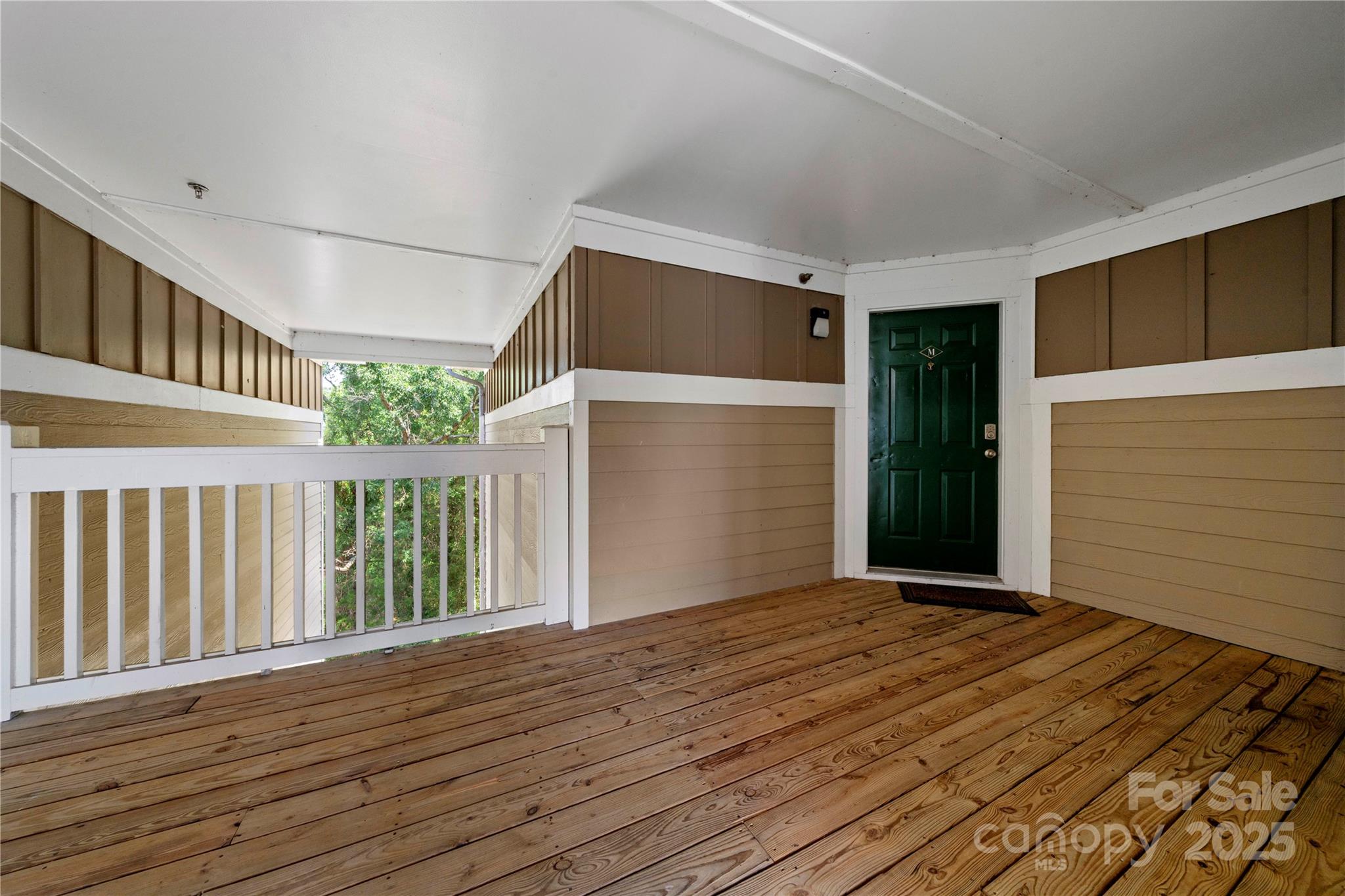 9909 Campus Walk Lane Unit: M