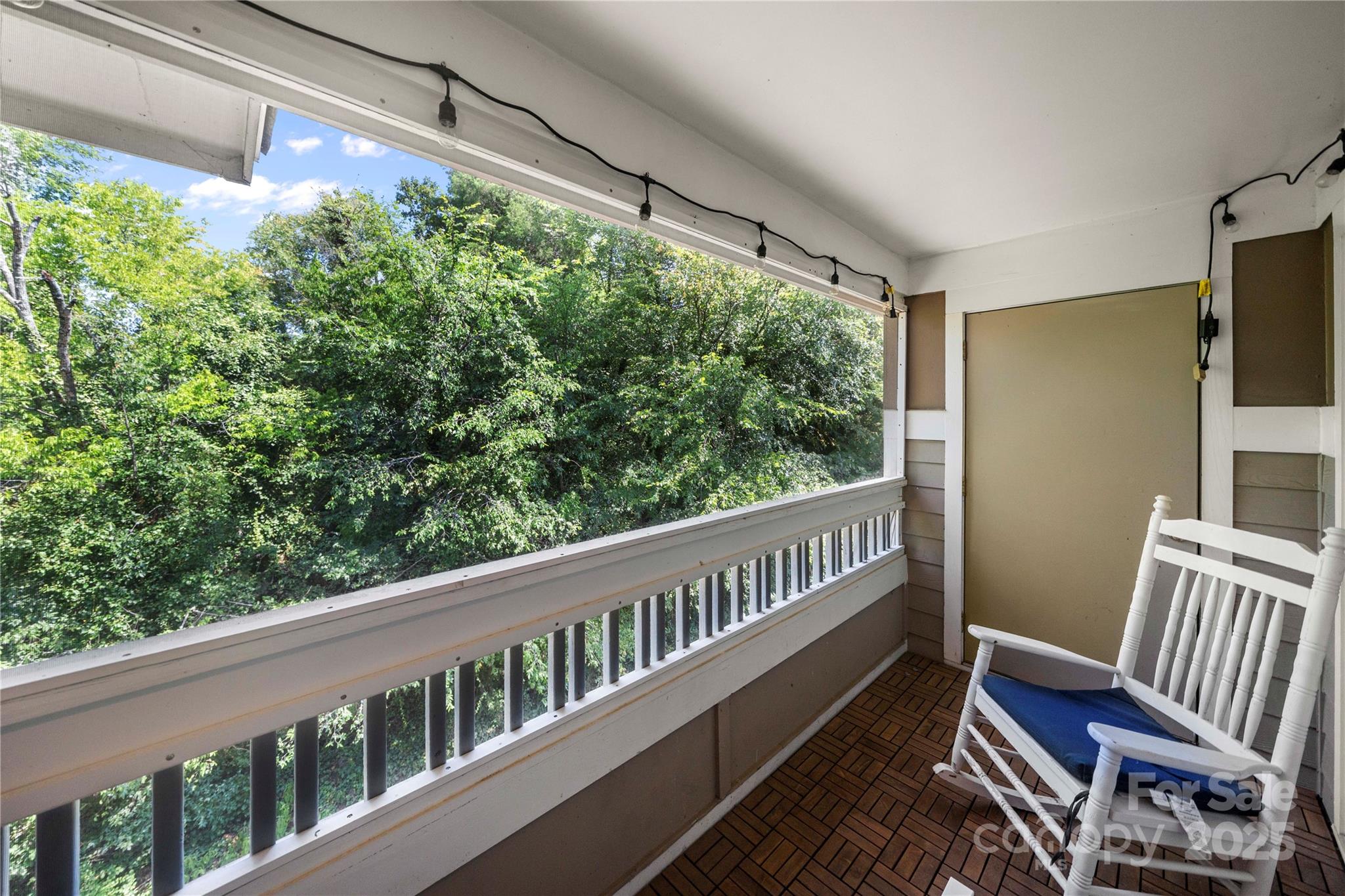 9909 Campus Walk Lane Unit: M