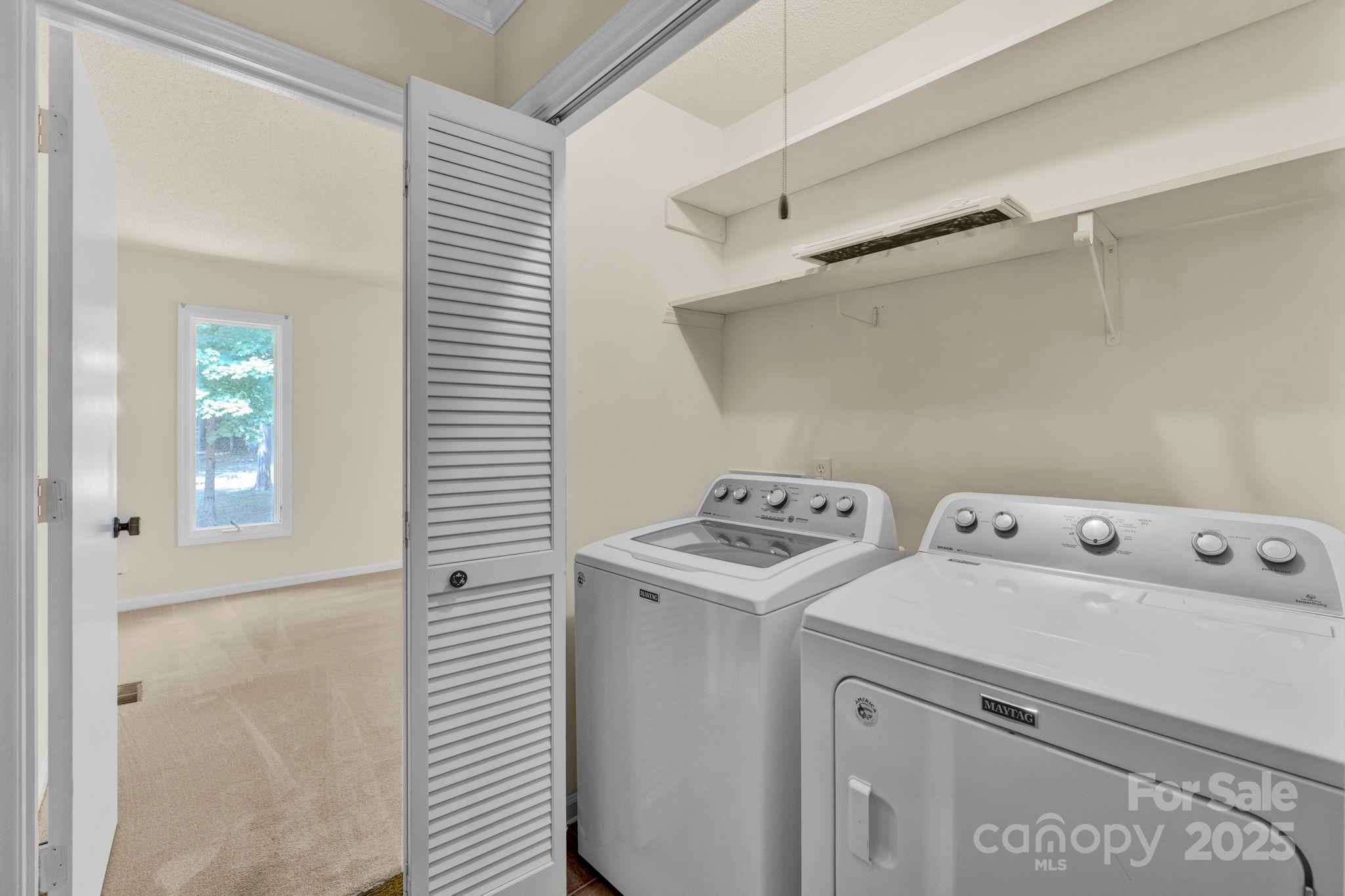 7904 Deep Hollow Court