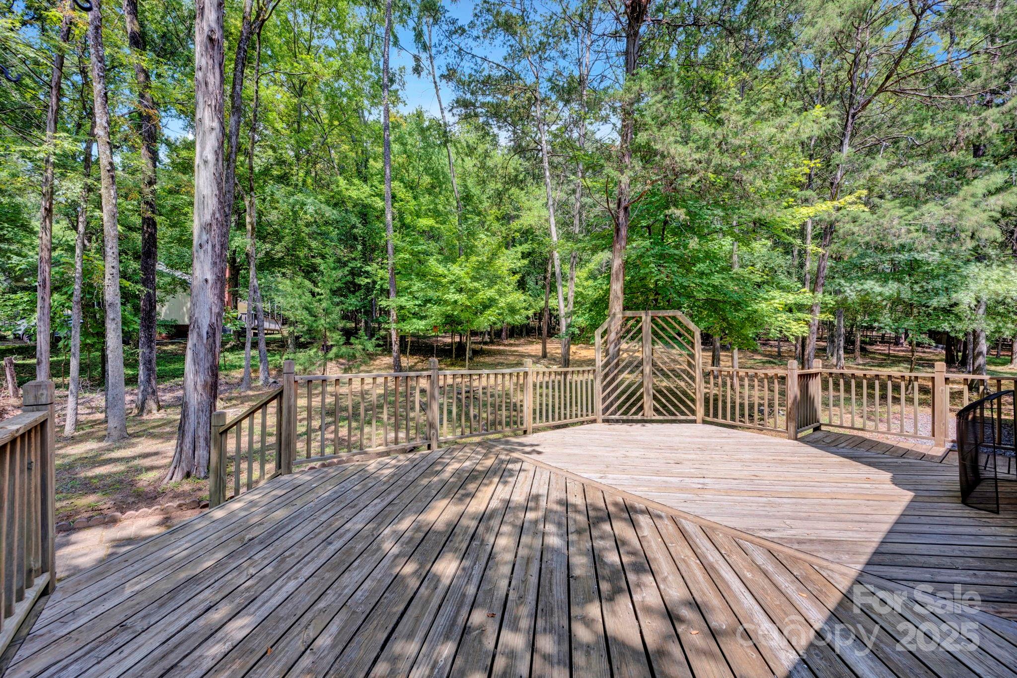 7904 Deep Hollow Court