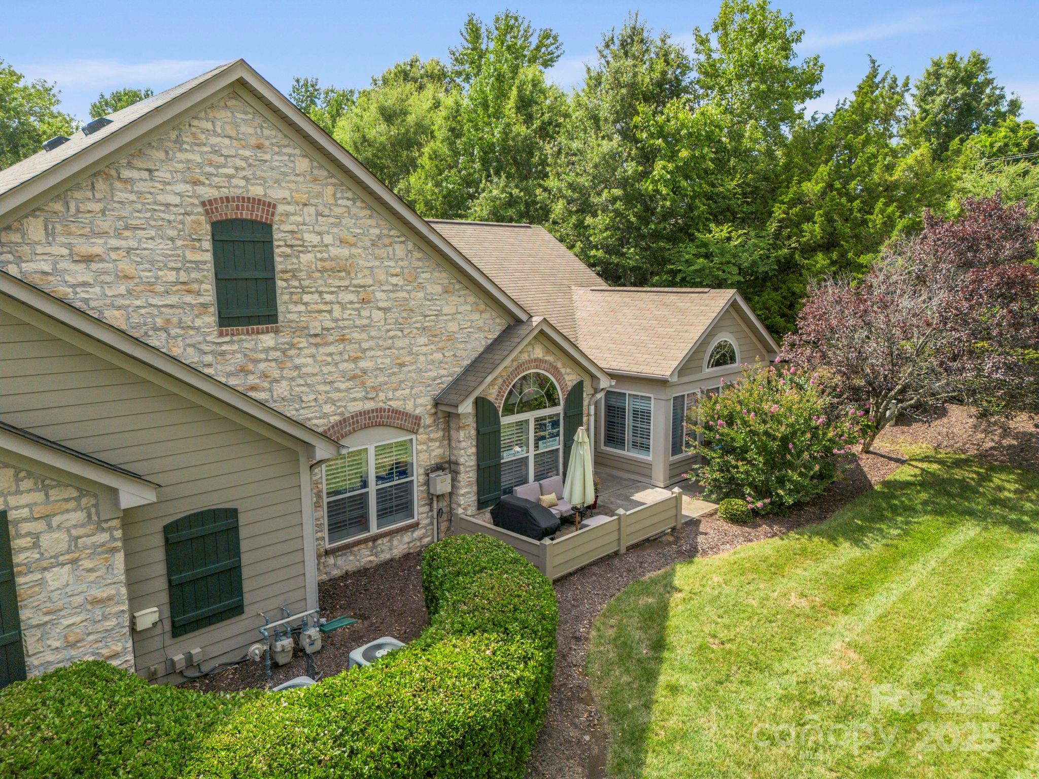2459 Coltsview Lane