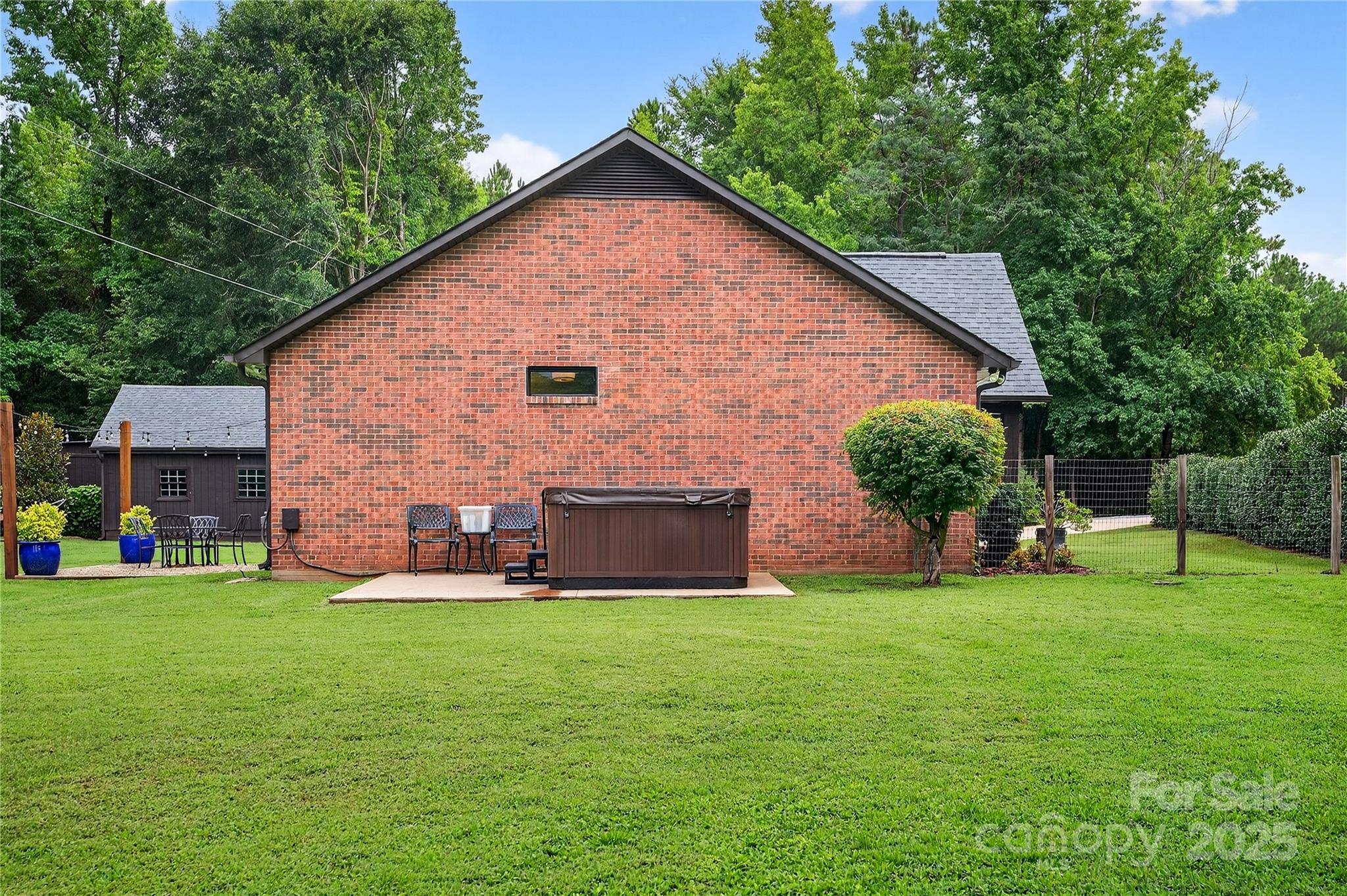 9592 Yarborough Road